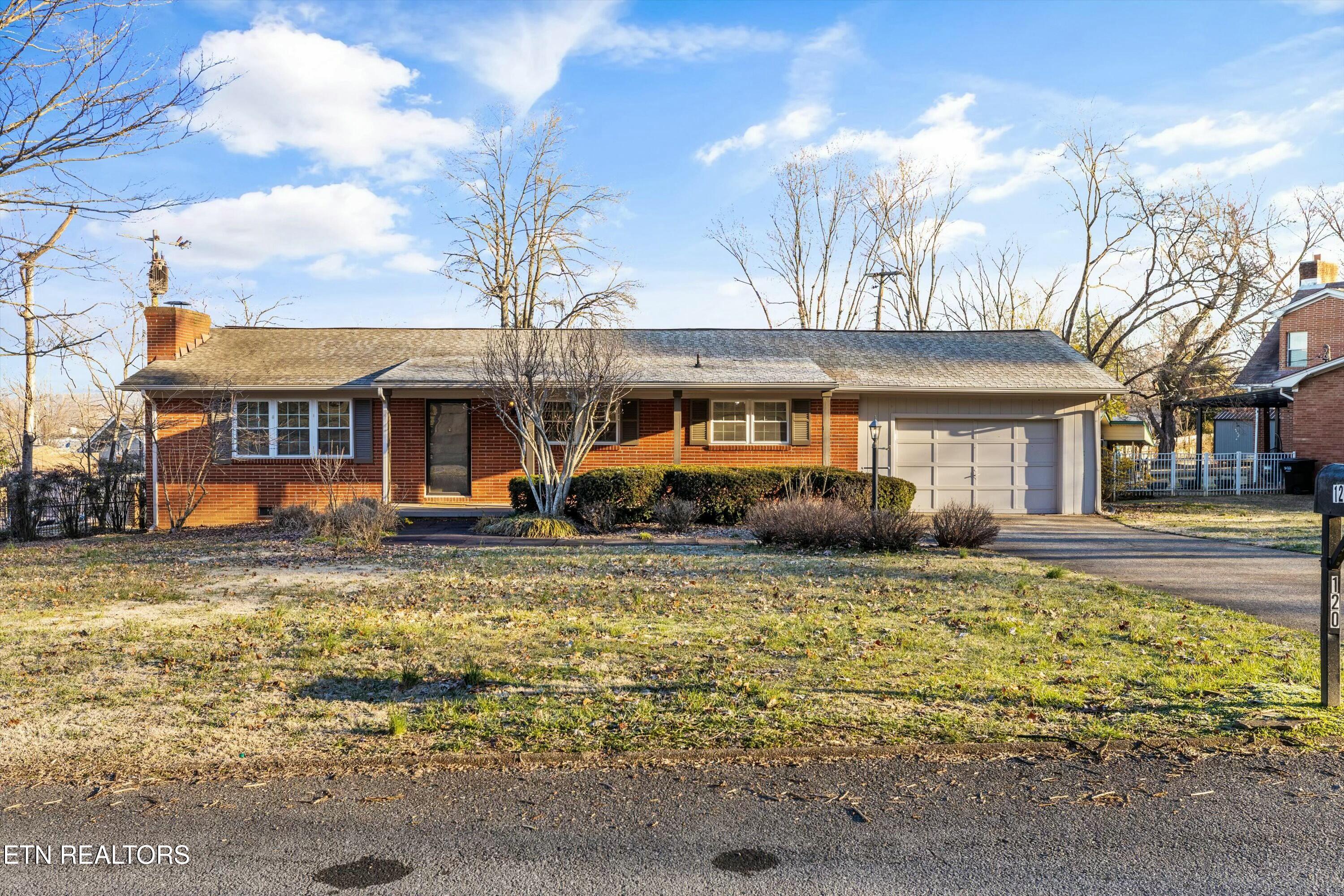 120 Sanwood Rd