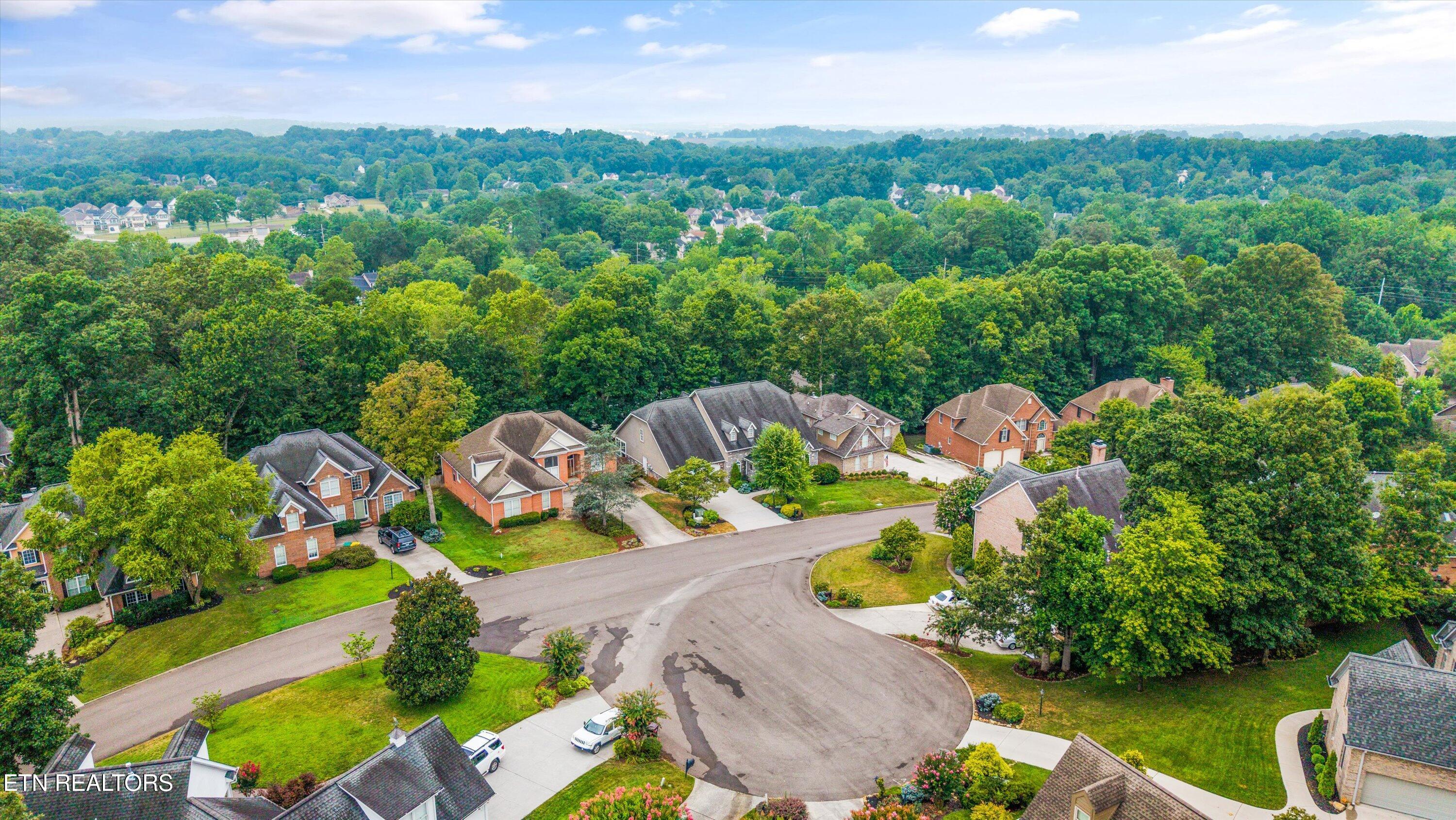905 Vista Oaks Lane