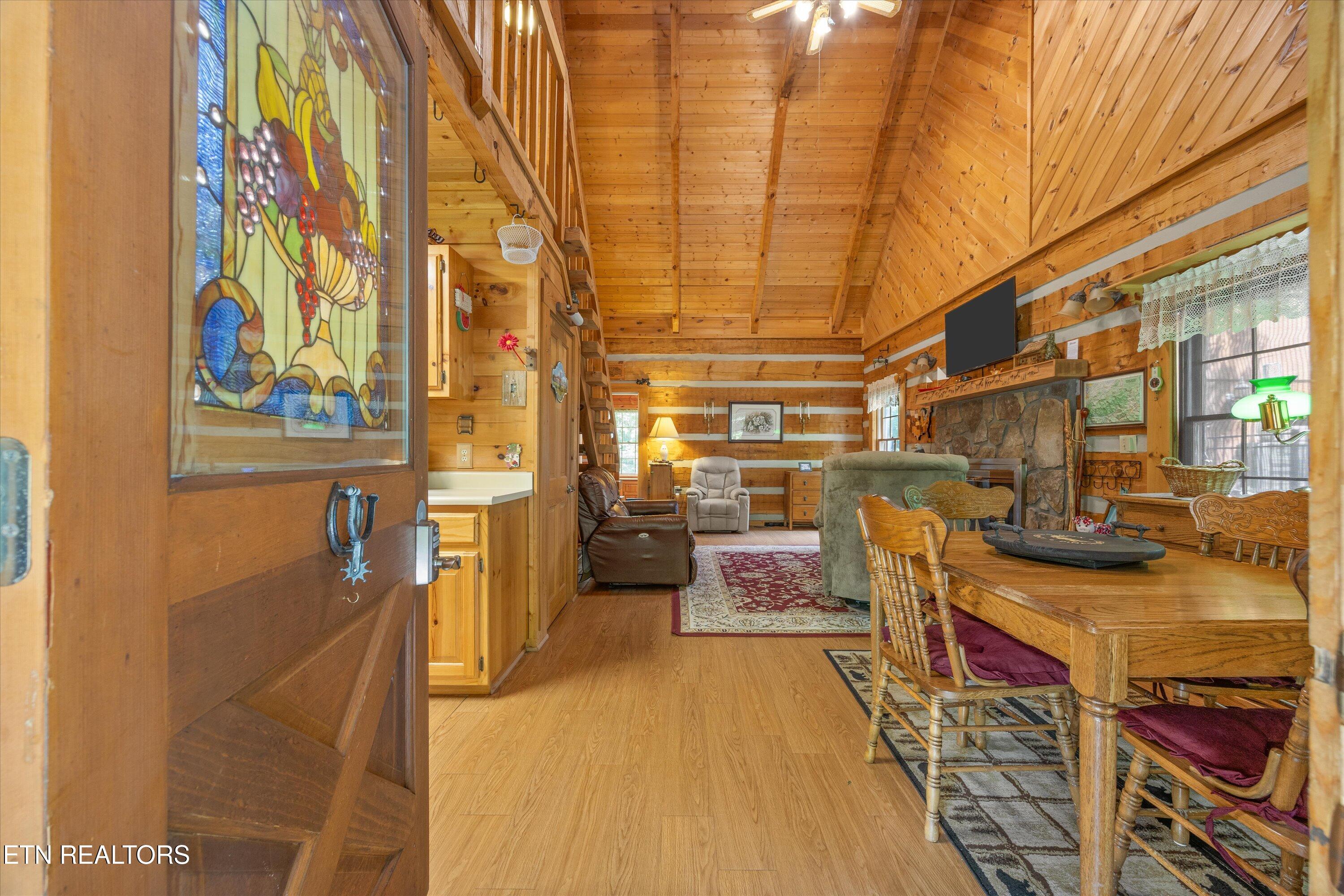 2992 Covemont Rd