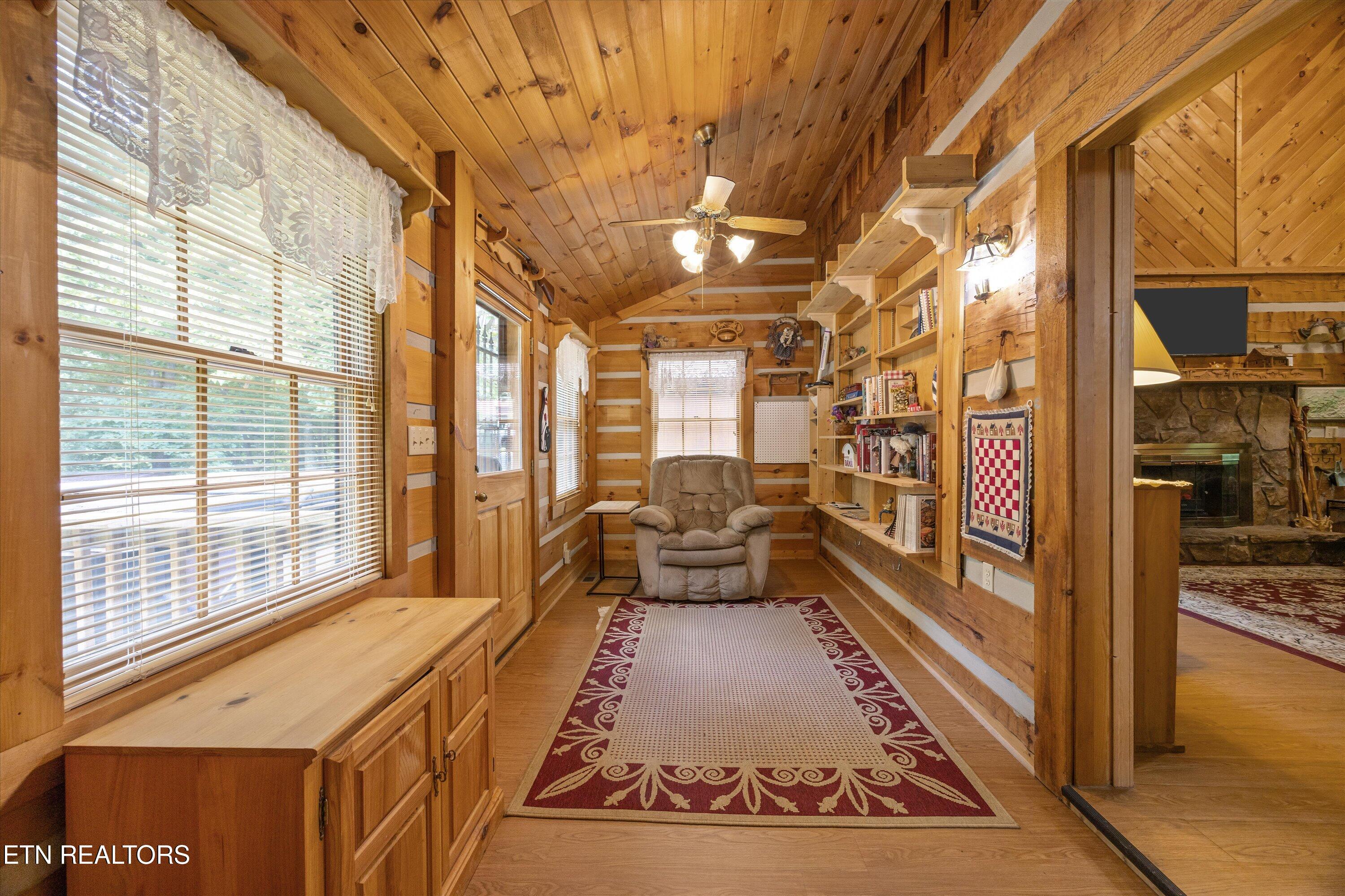 2992 Covemont Rd