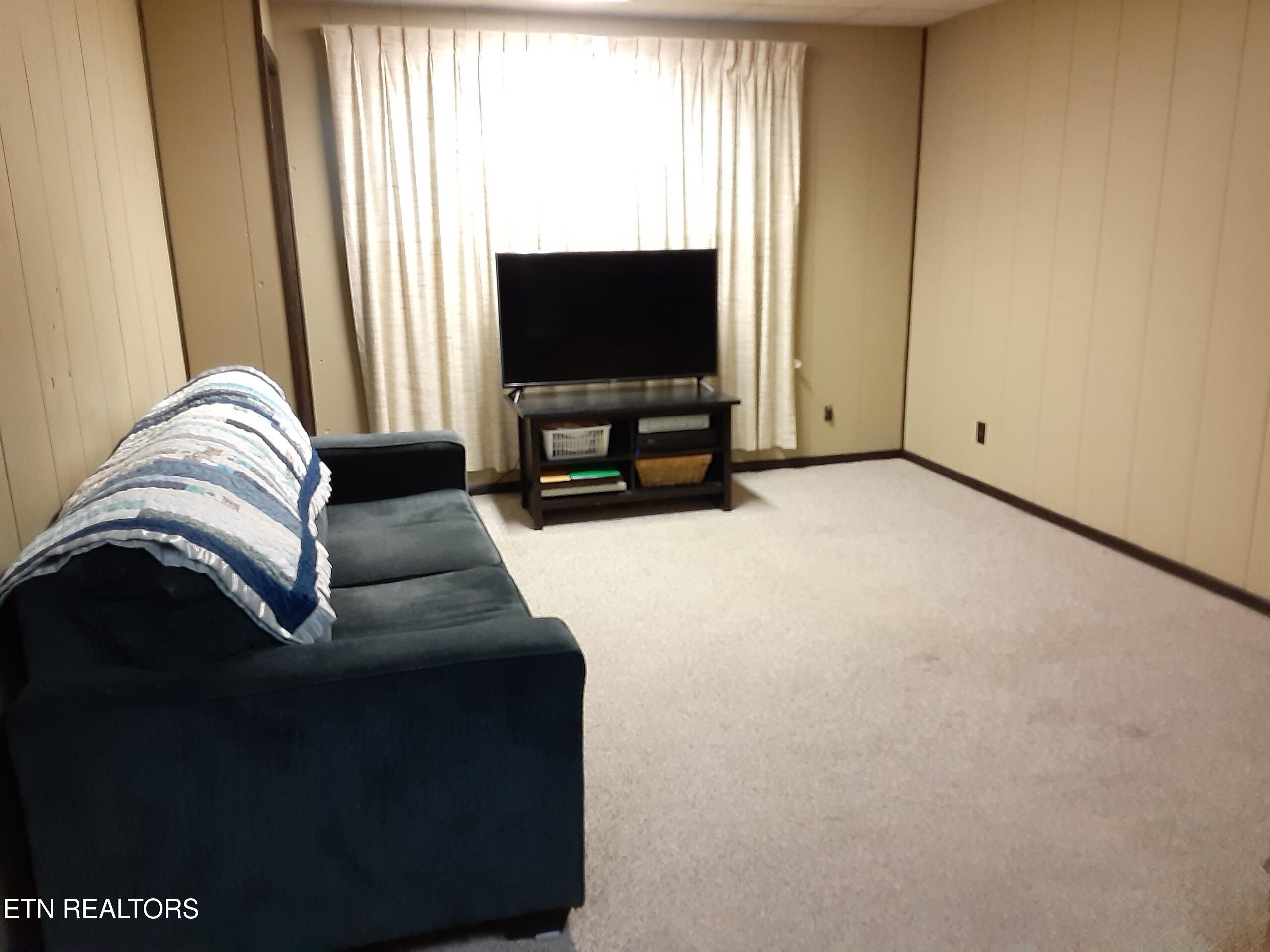 1533 Marconi Drive