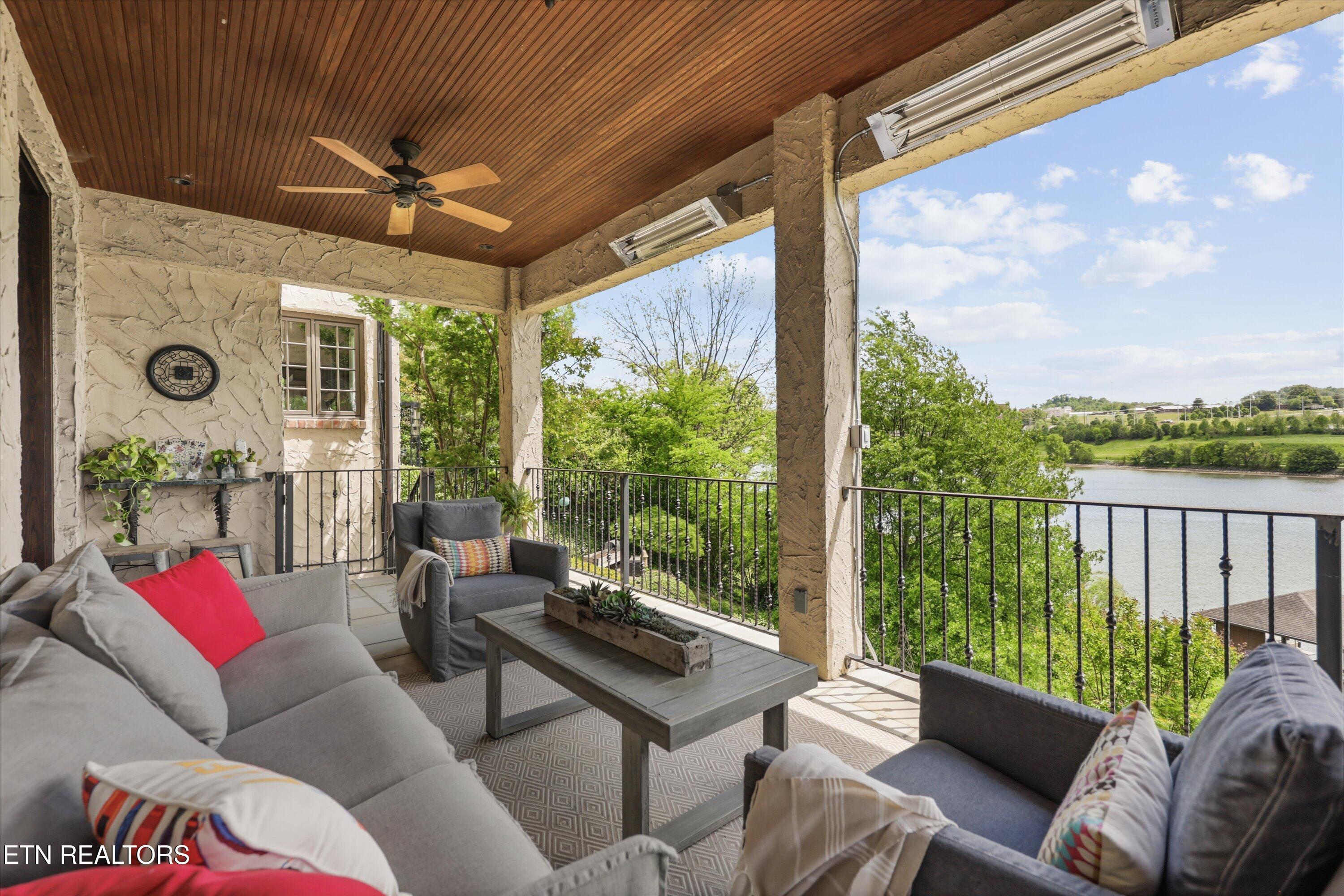 2824 Kingston Pike
