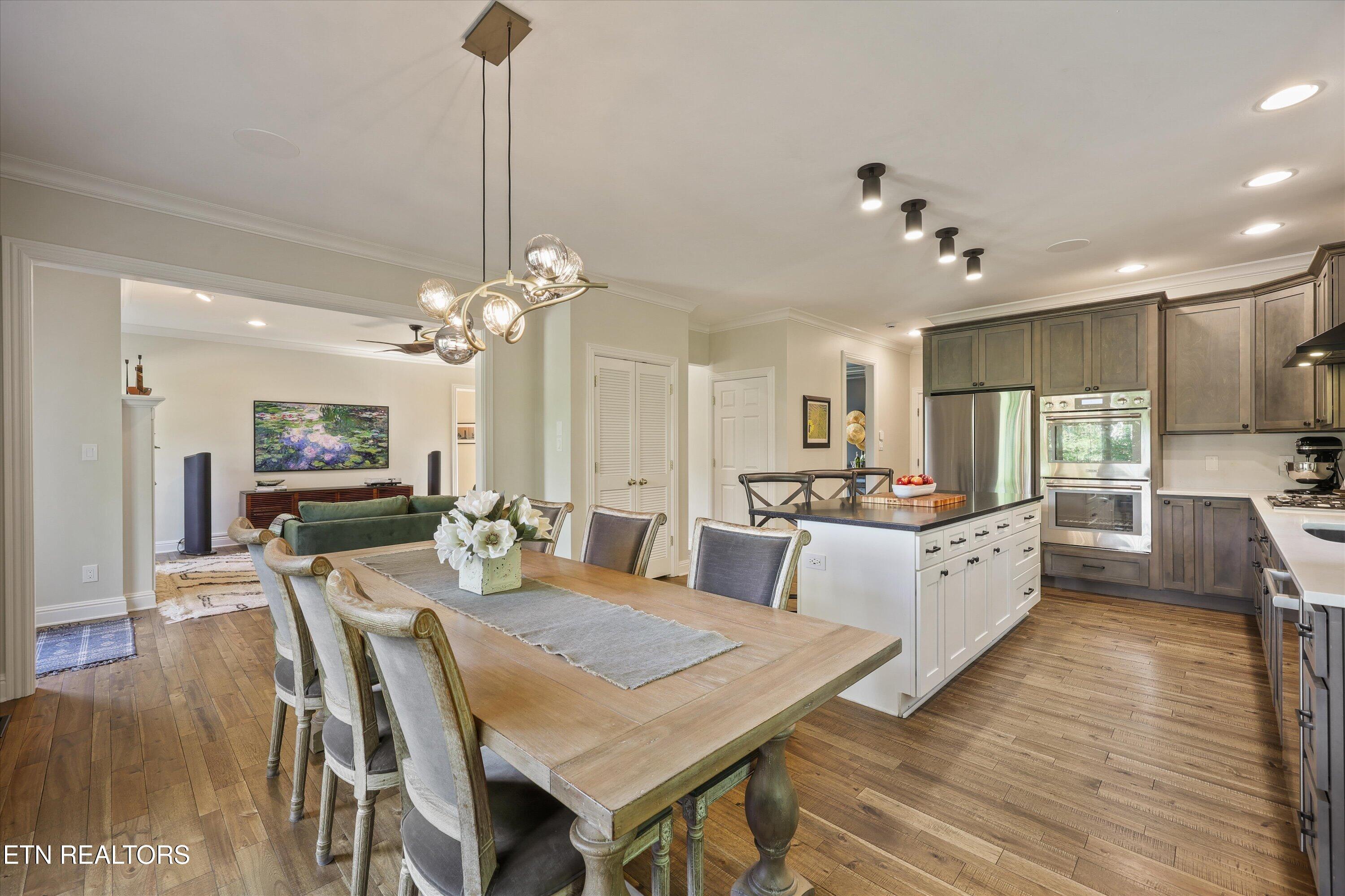 821 Vista Oaks Lane