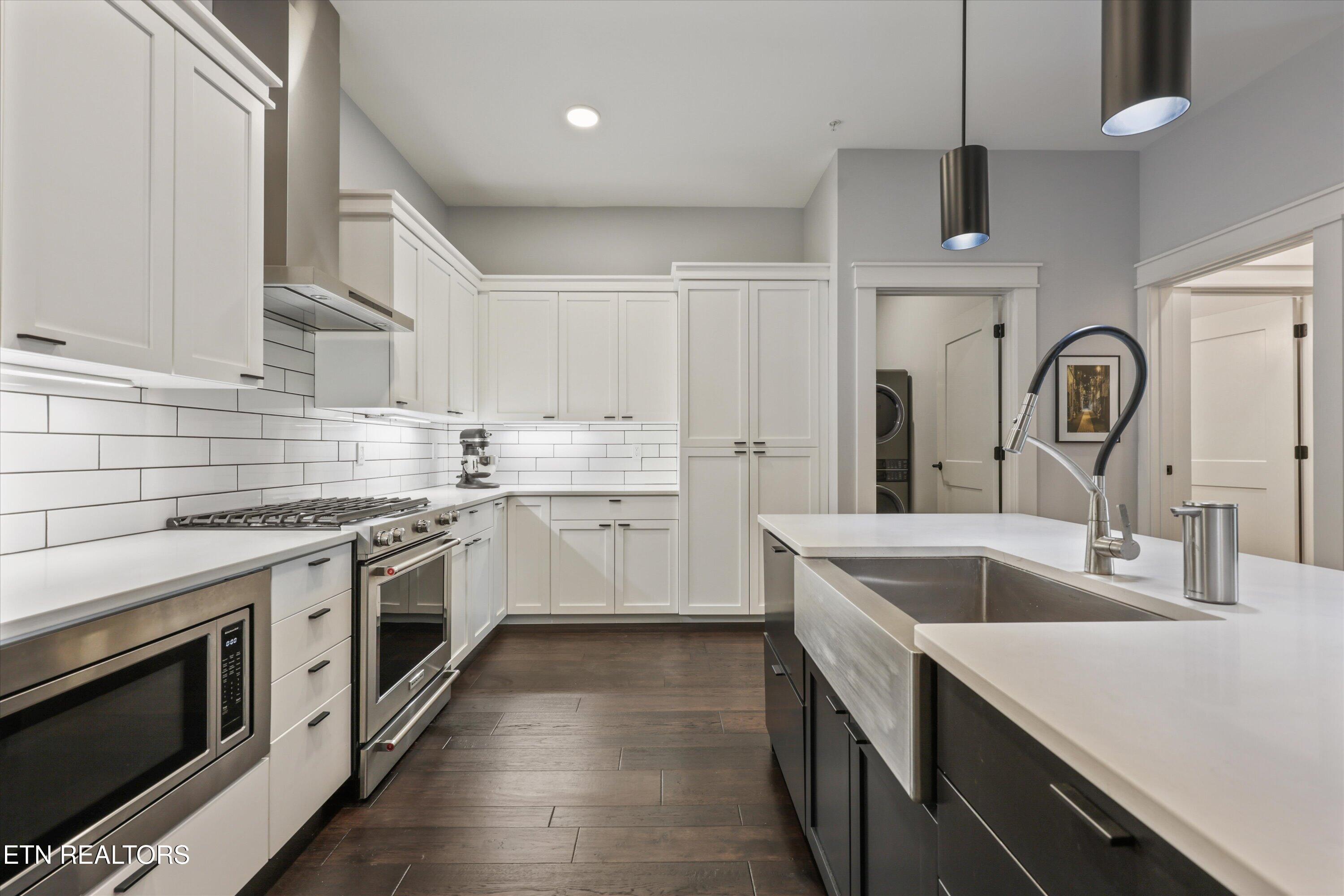 333 W Depot Ave 602
