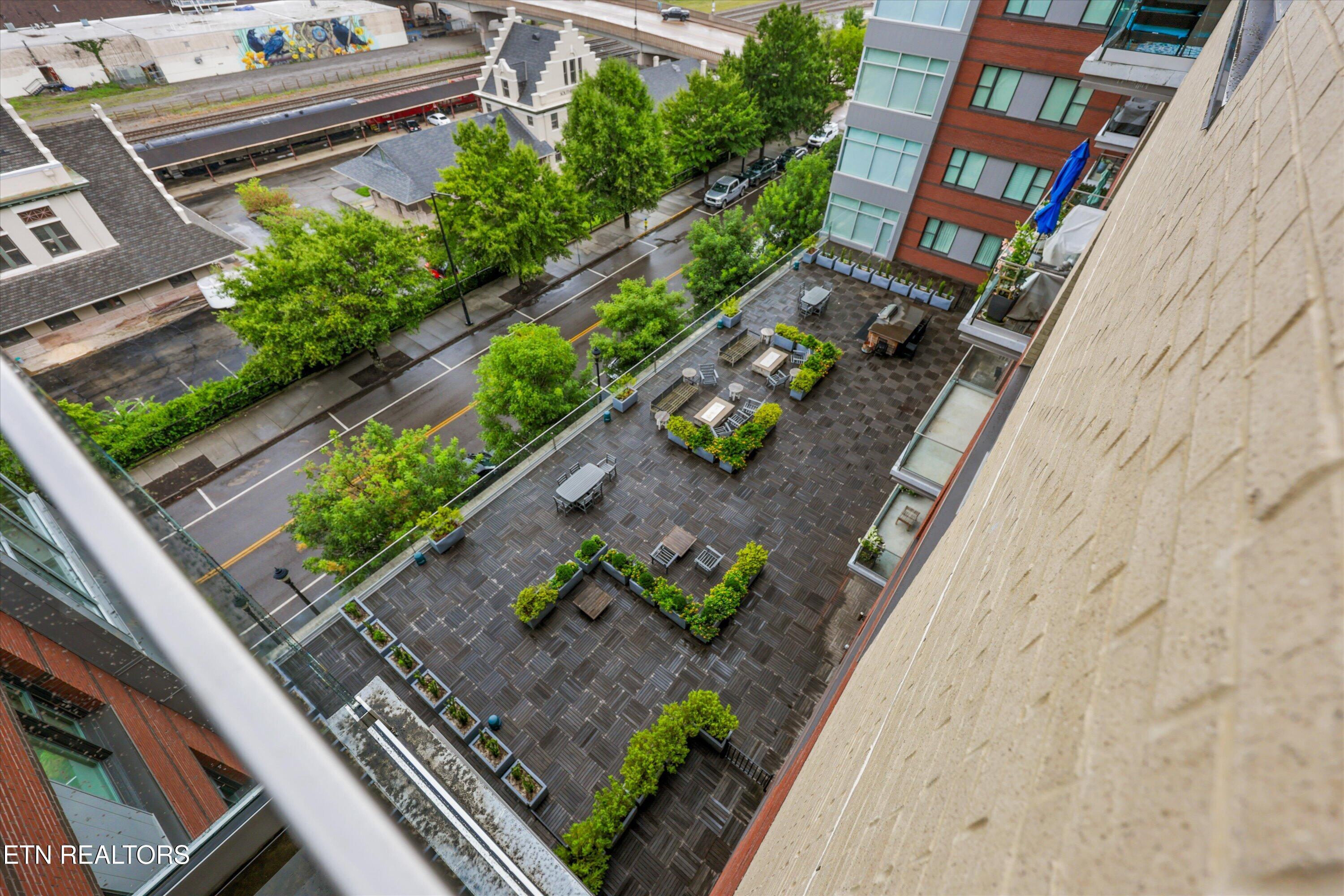333 W Depot Ave 602