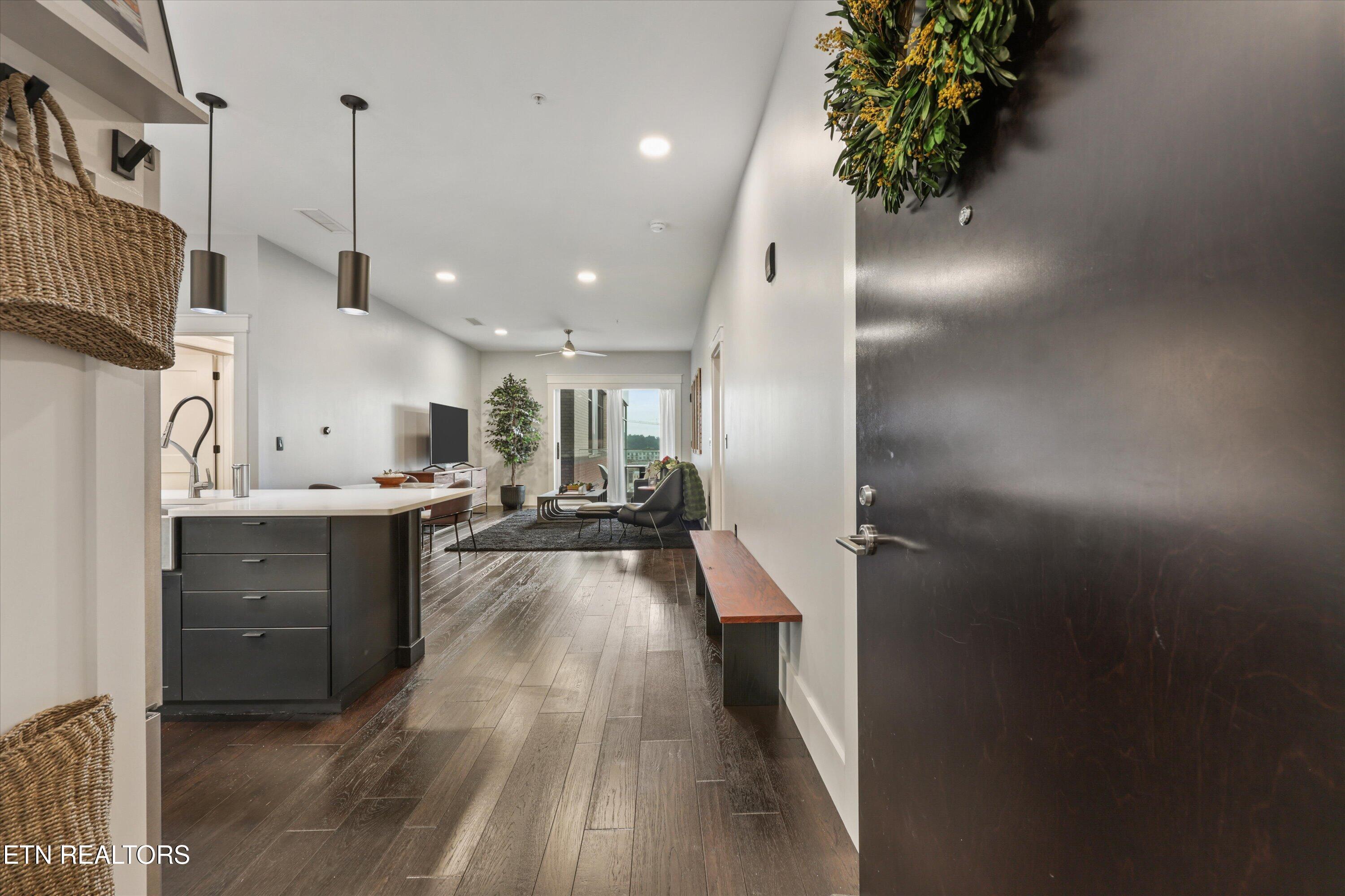 333 W Depot Ave 602