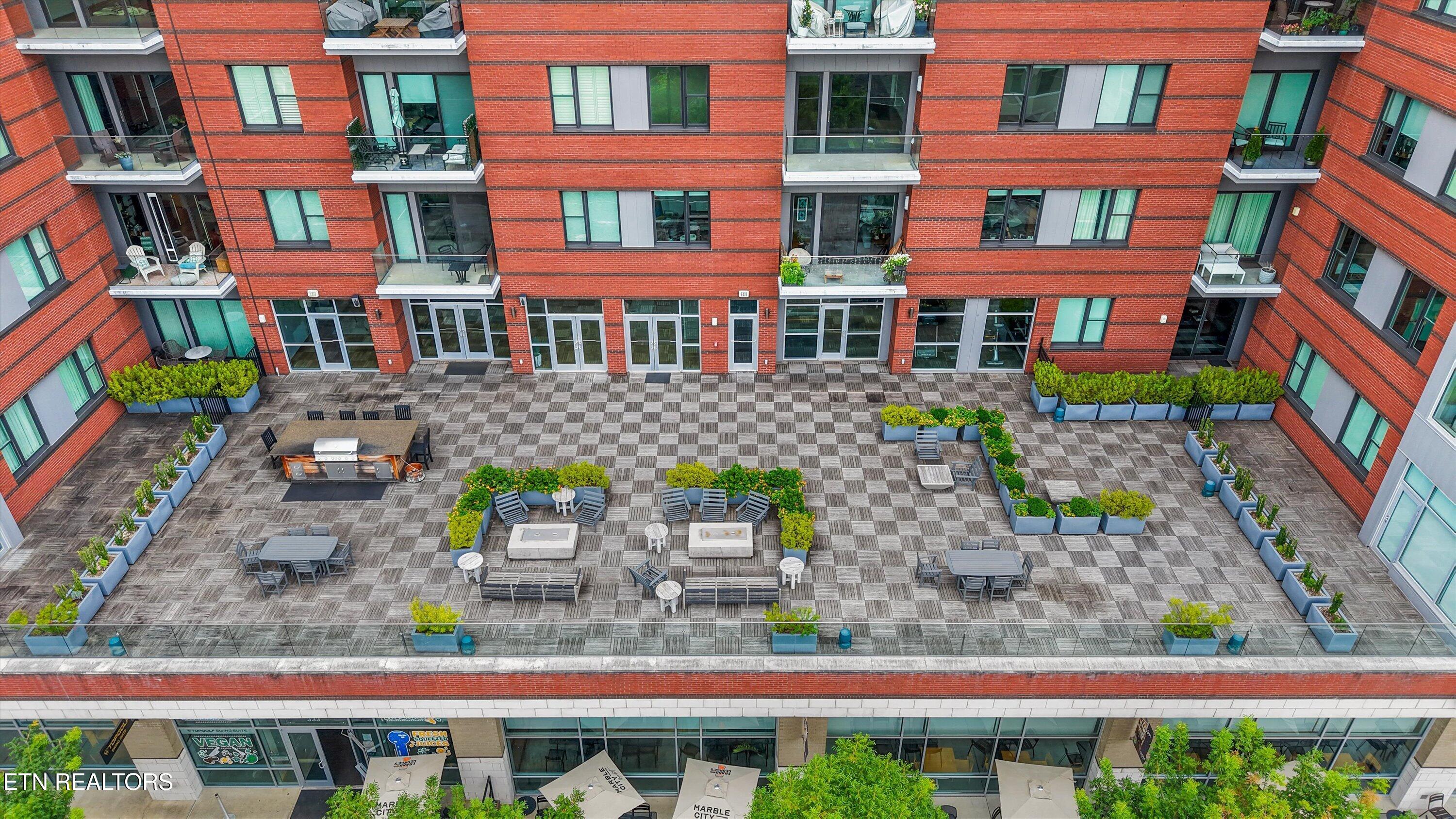 333 W Depot Ave 602