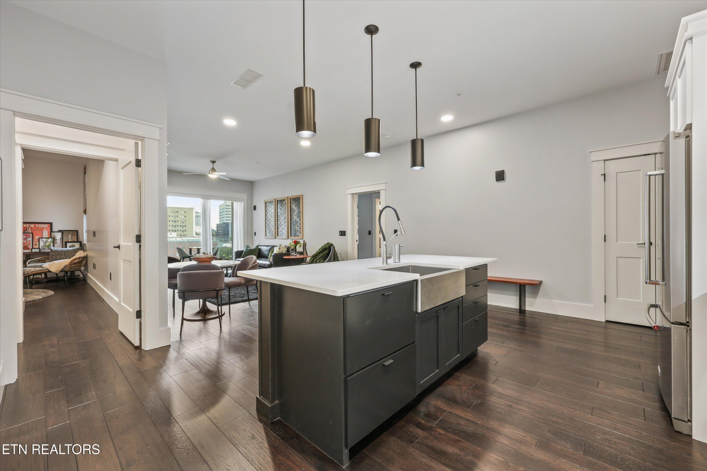 333 W Depot Ave 602
