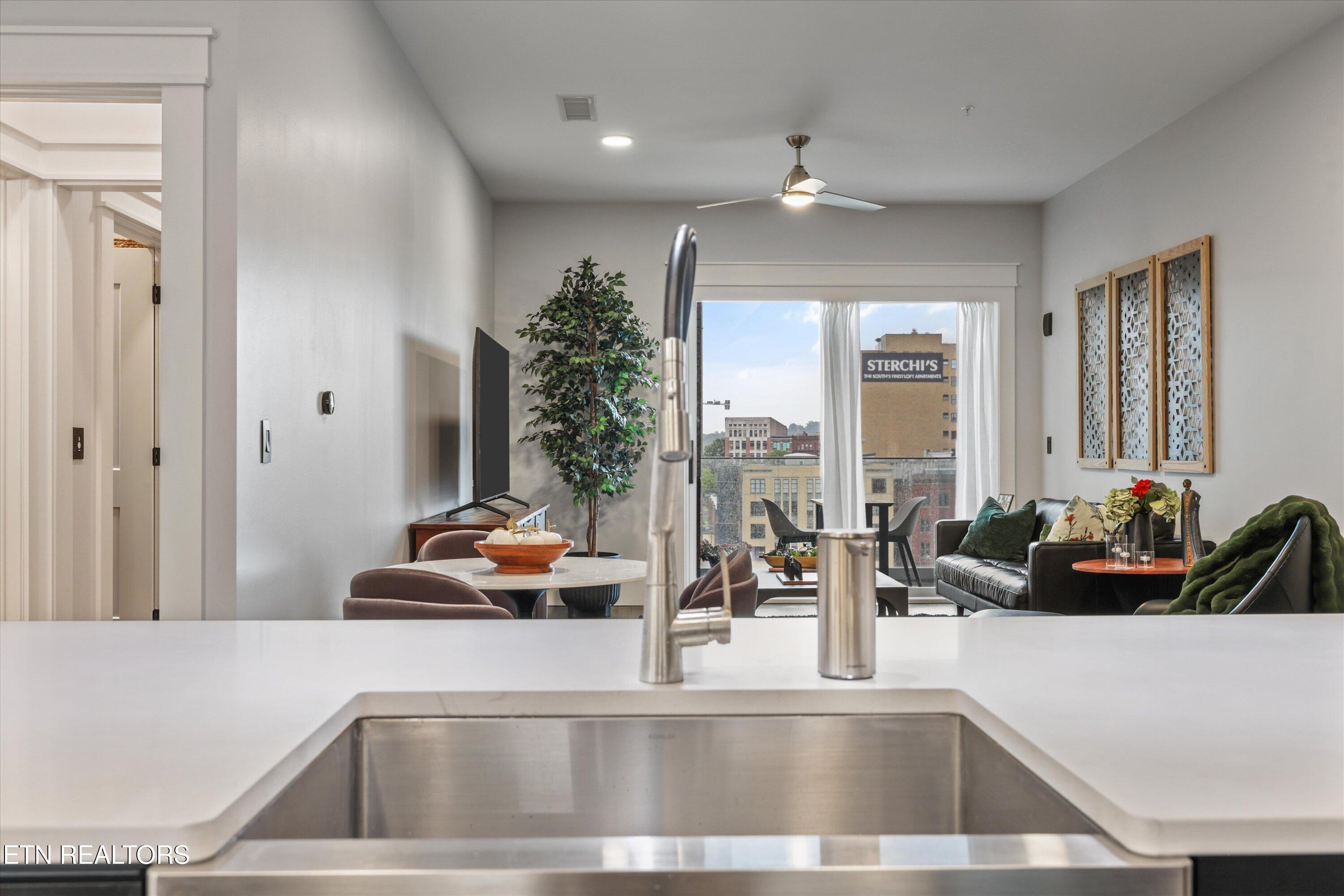 333 W Depot Ave 602