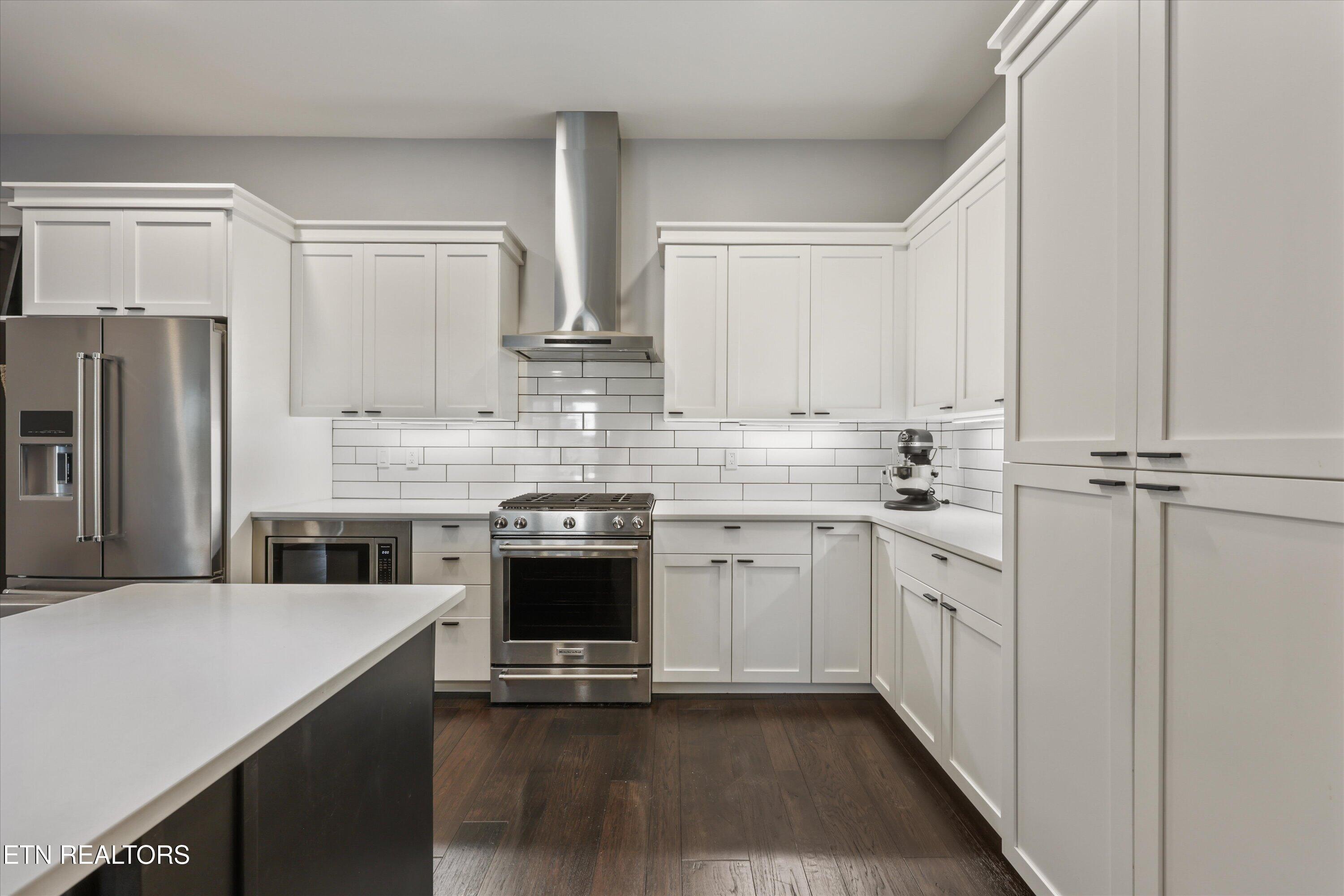 333 W Depot Ave 602