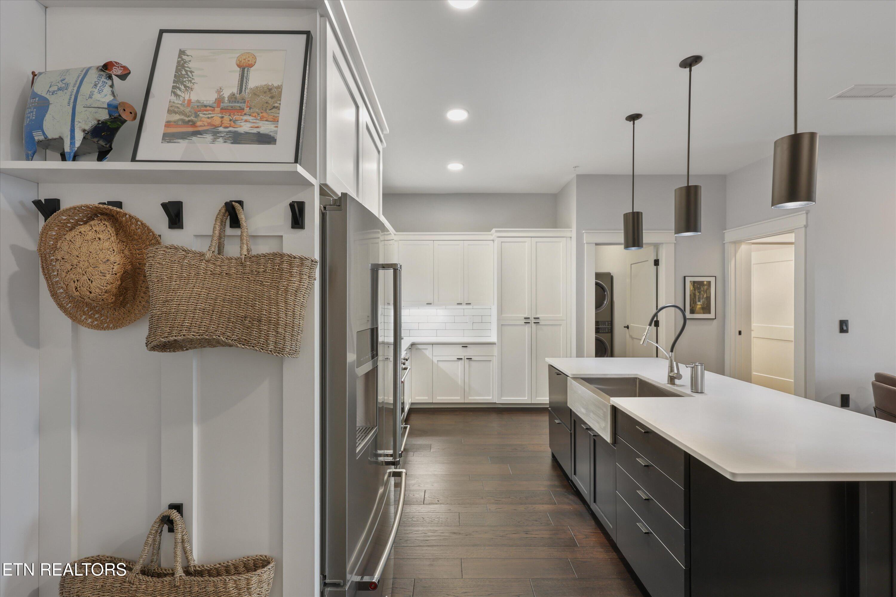 333 W Depot Ave 602