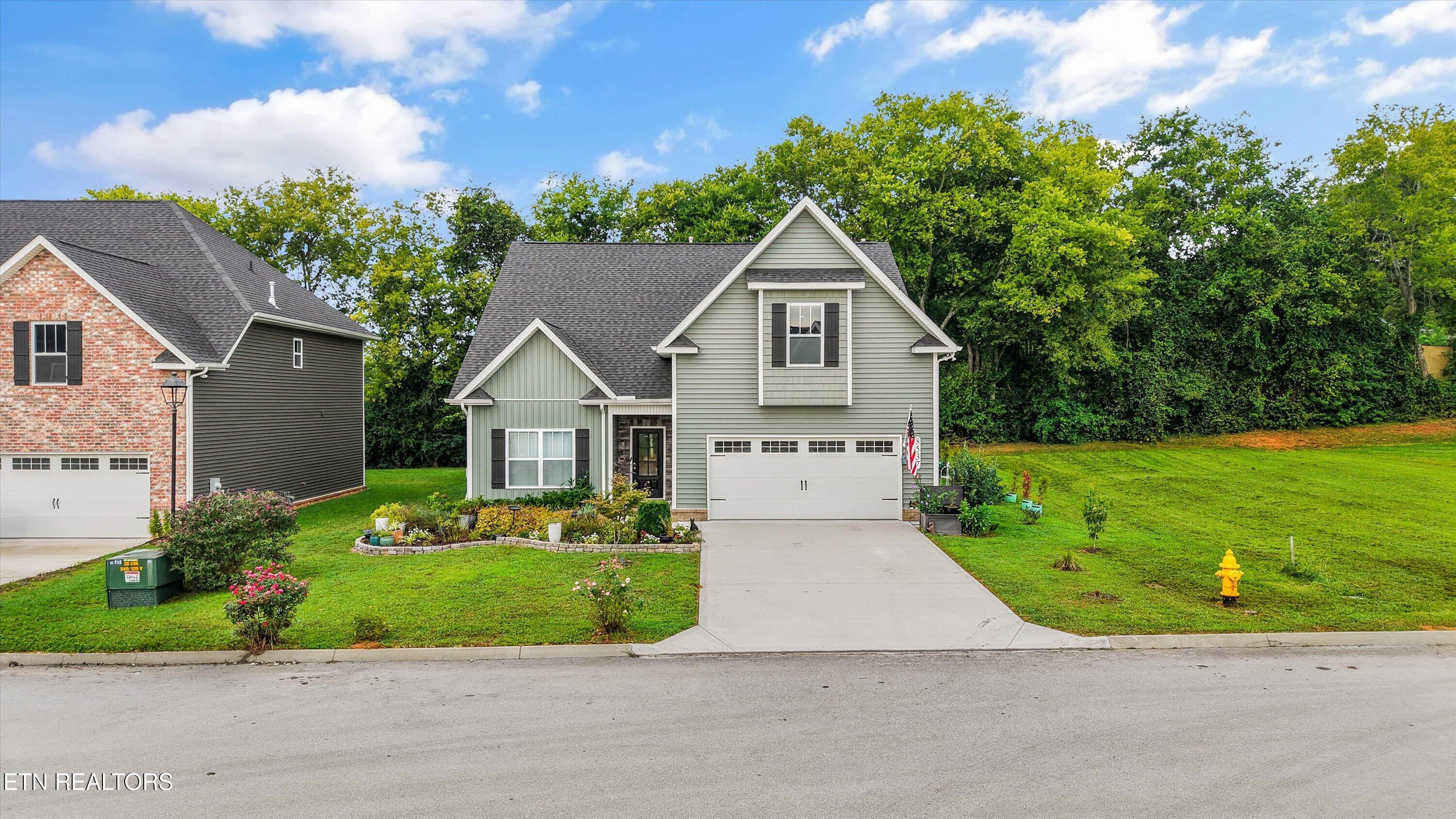 8537 Creek Valley Lane