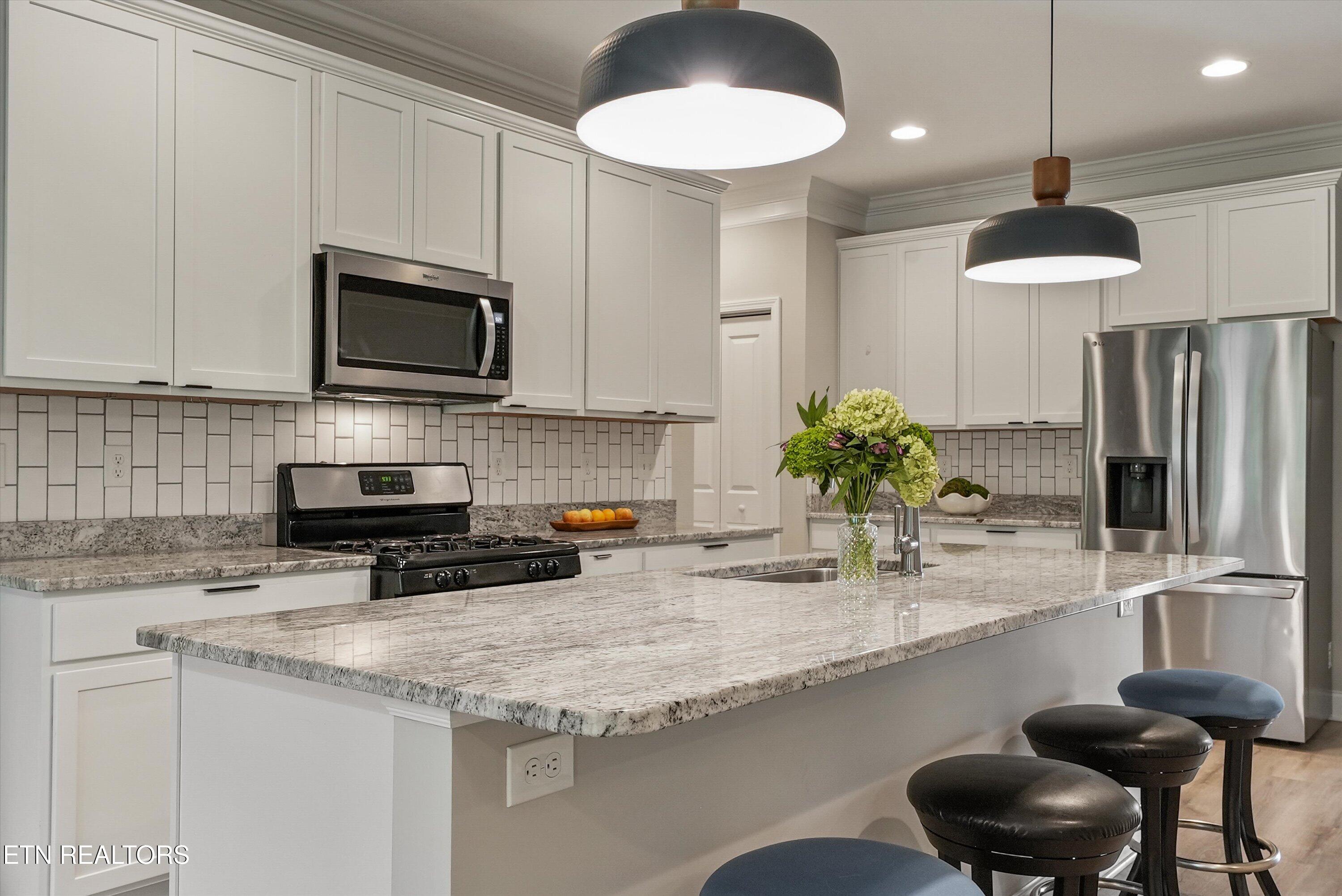 8537 Creek Valley Lane