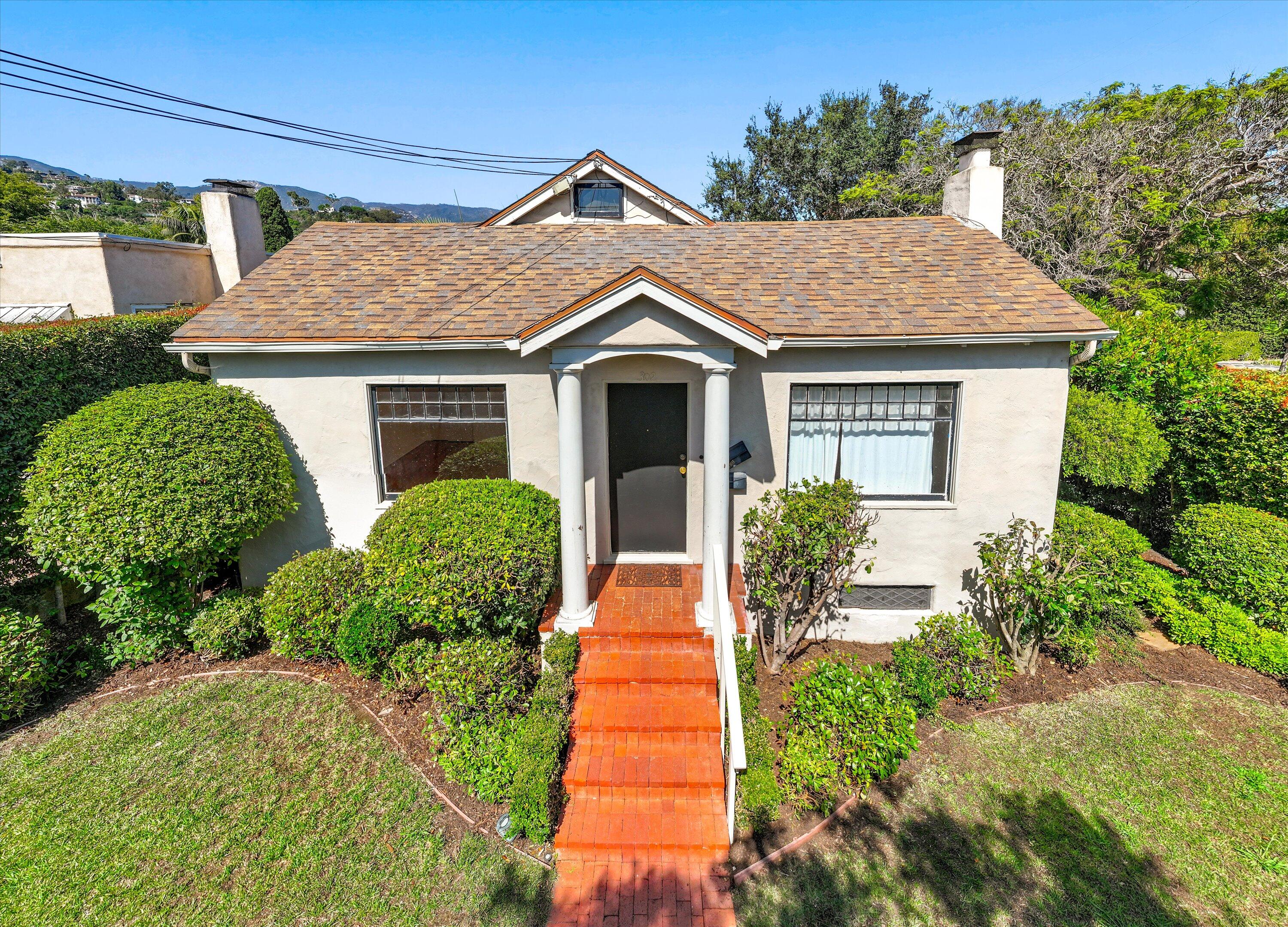 302 N Soledad Street