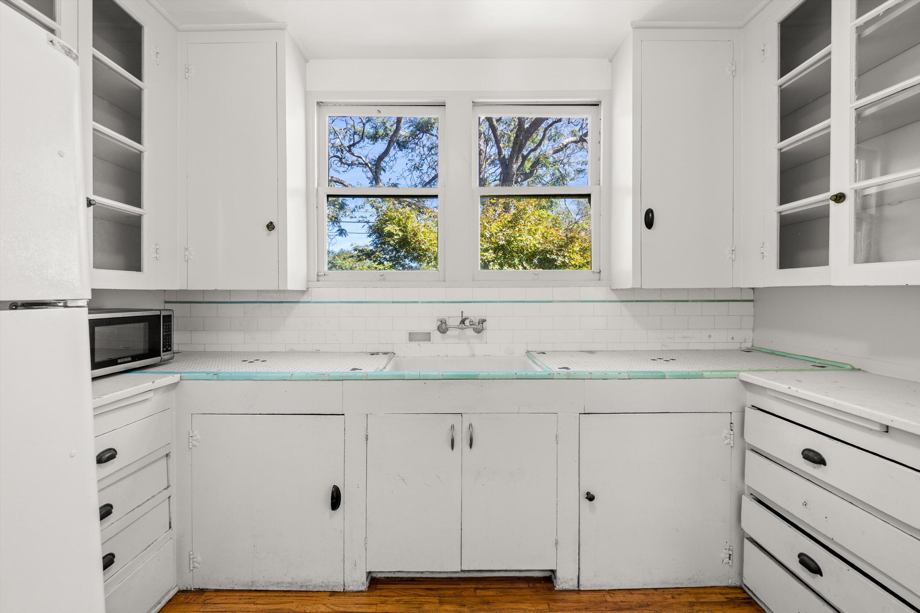 302 N Soledad Street