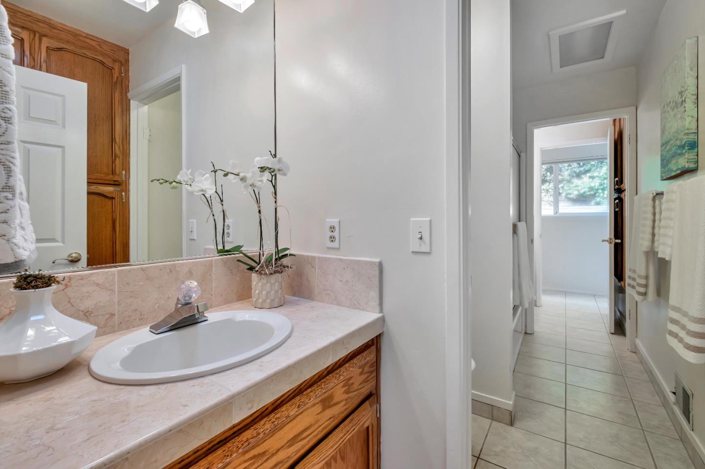 213 Wixon AVE