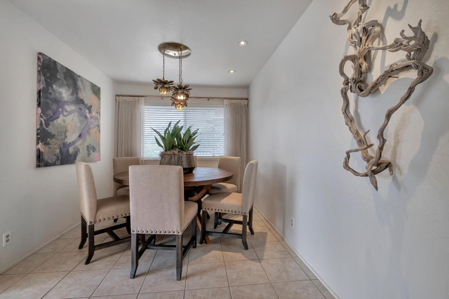 213 Wixon AVE