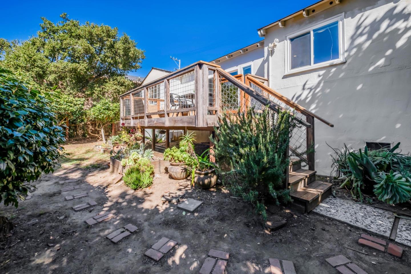426 Clubhouse DR