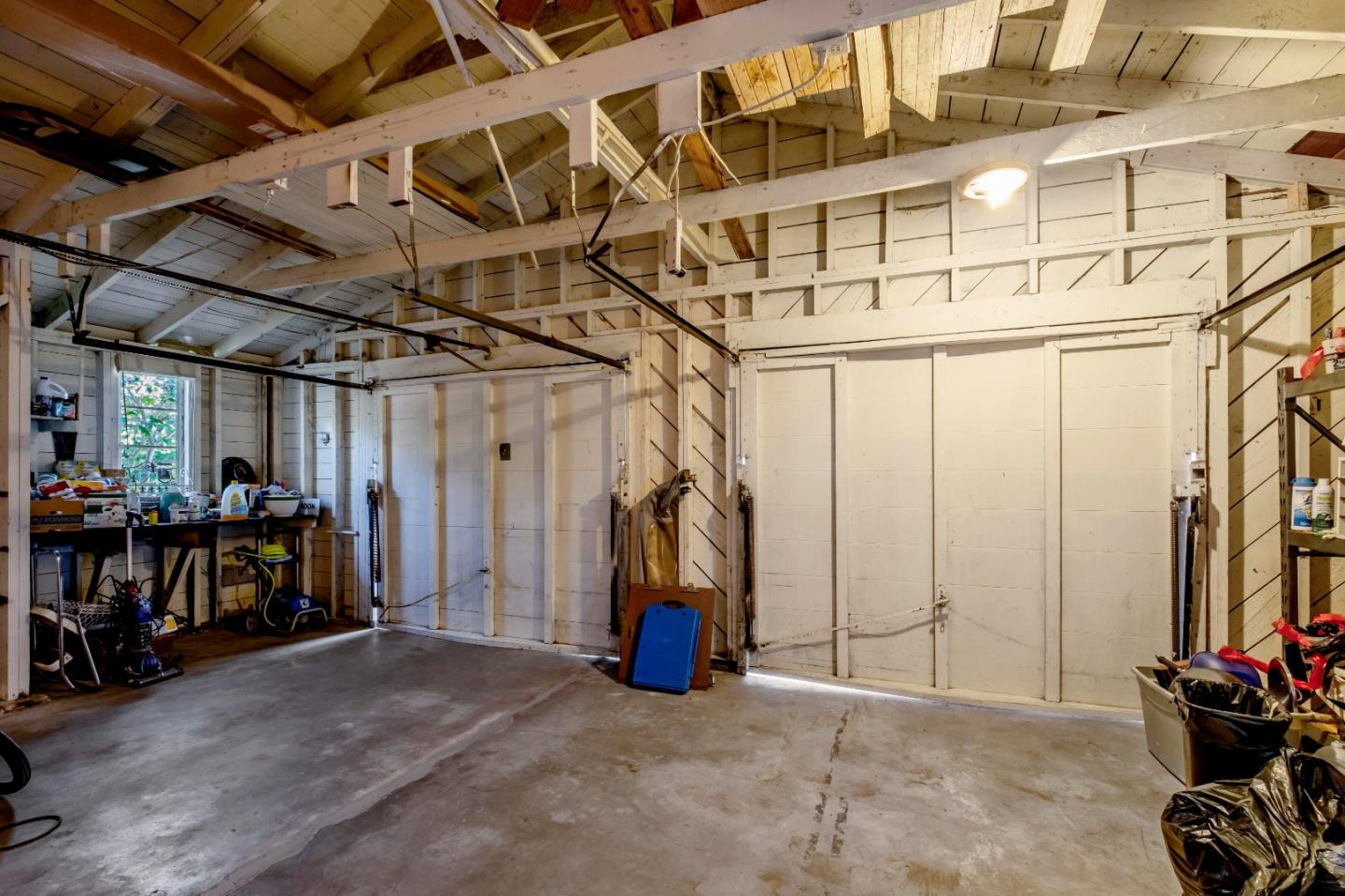 426 Clubhouse DR