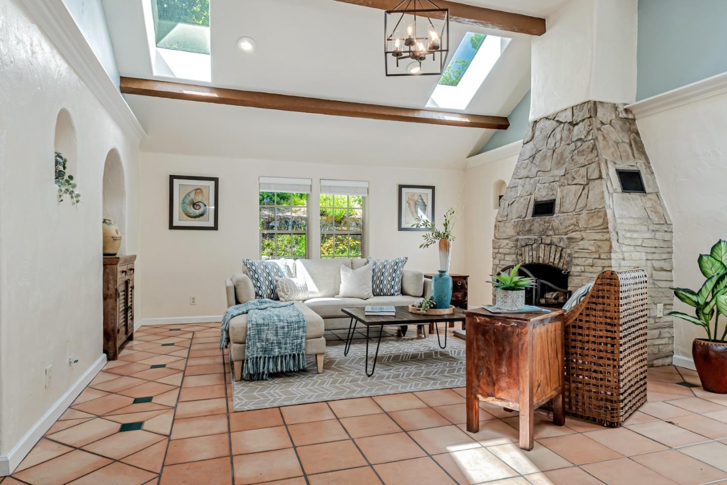 361 Moosehead DR