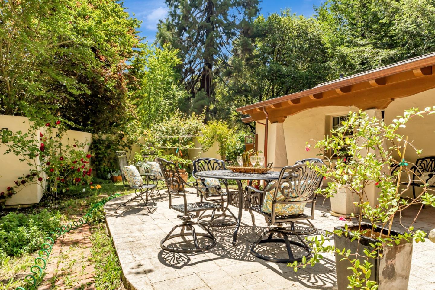 361 Moosehead DR