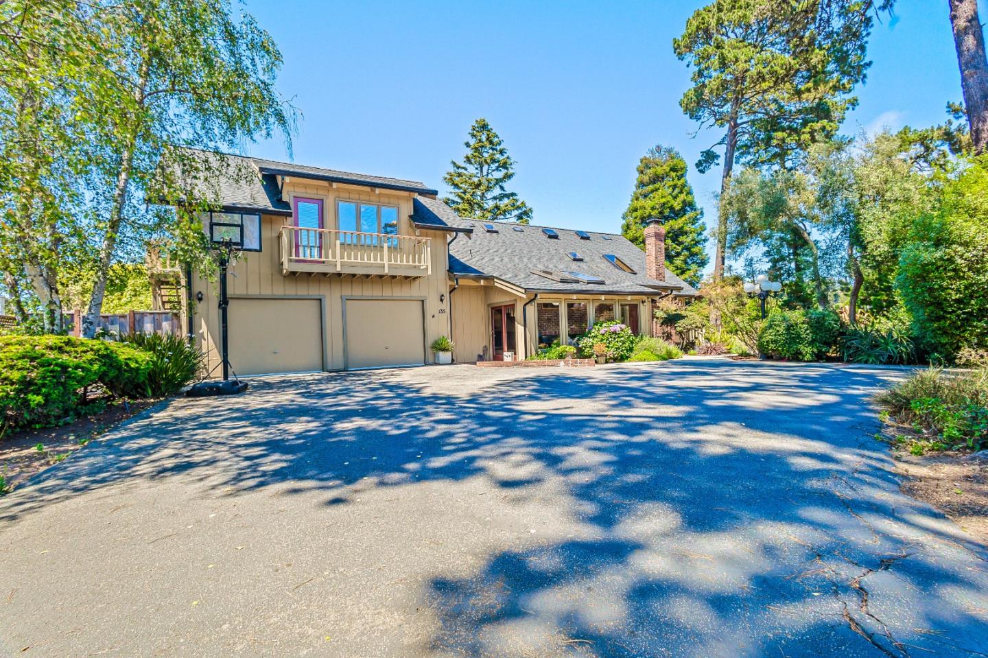 135 Seabreeze PL