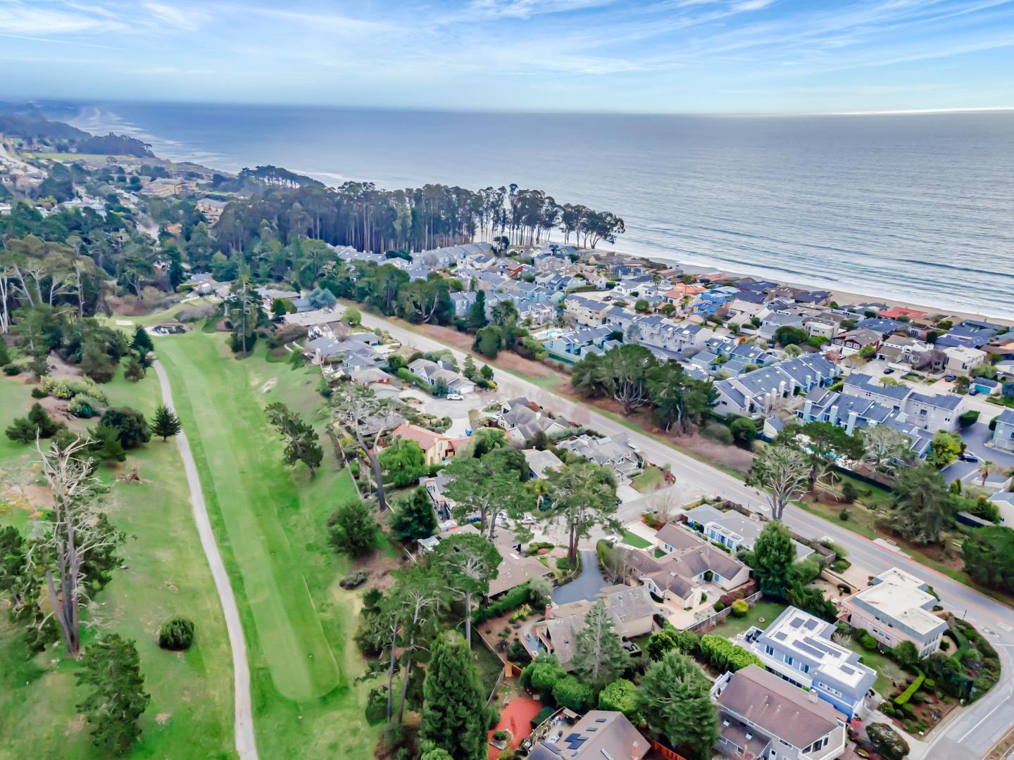 135 Seabreeze PL