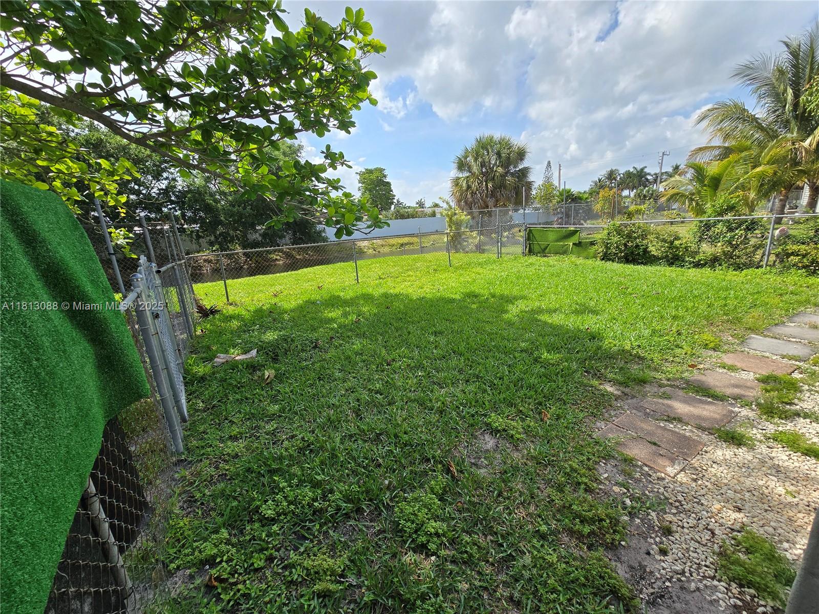 17240 NW 52nd Ave