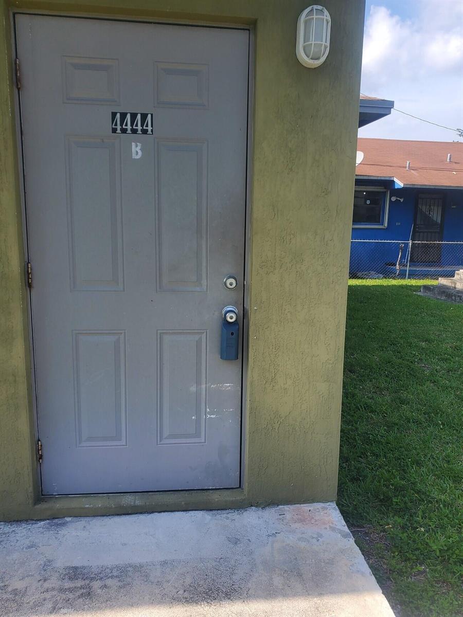 4444 NW 23rd Avenue # B Unit: Unit. B