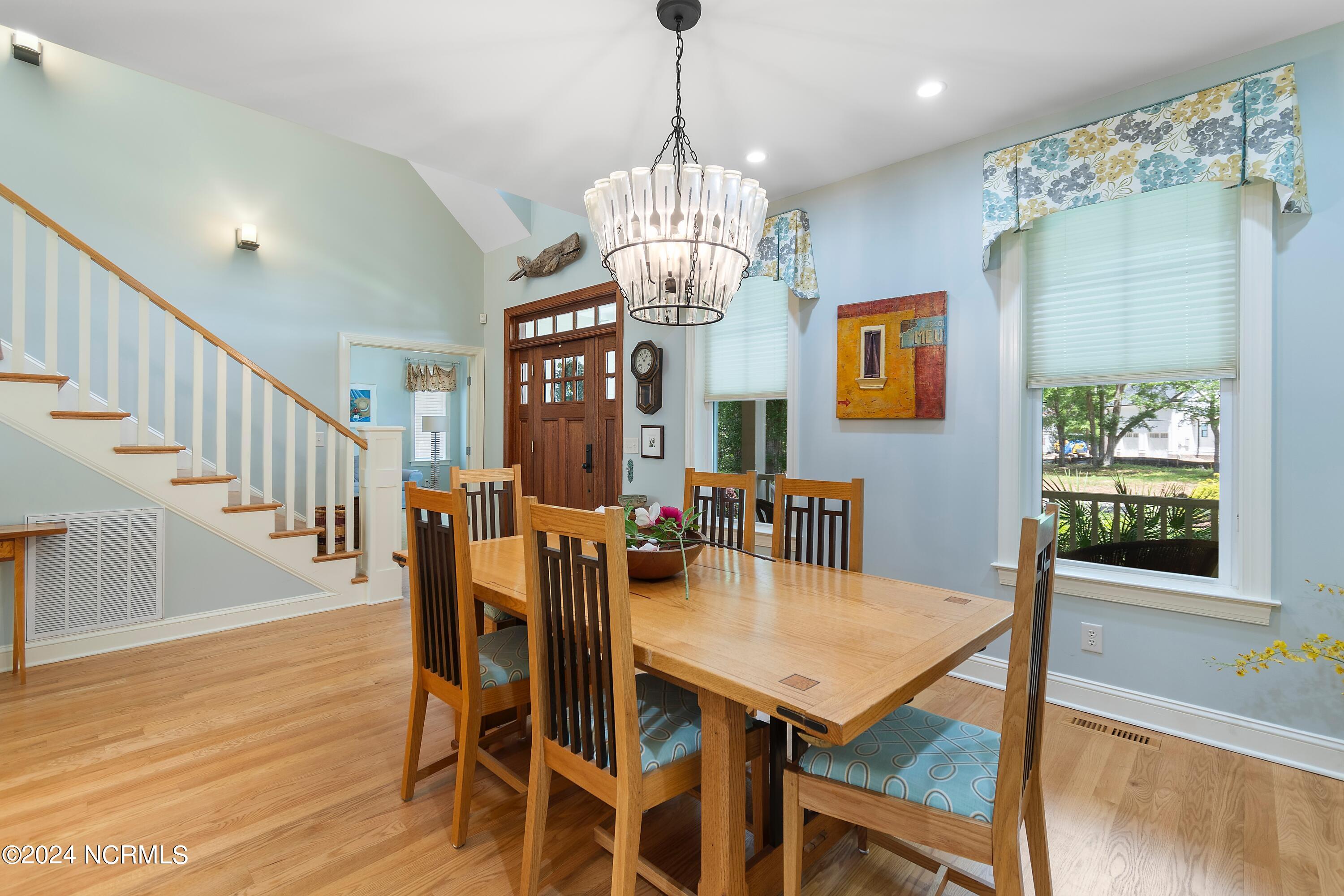 1257 Harbour Gate South SW