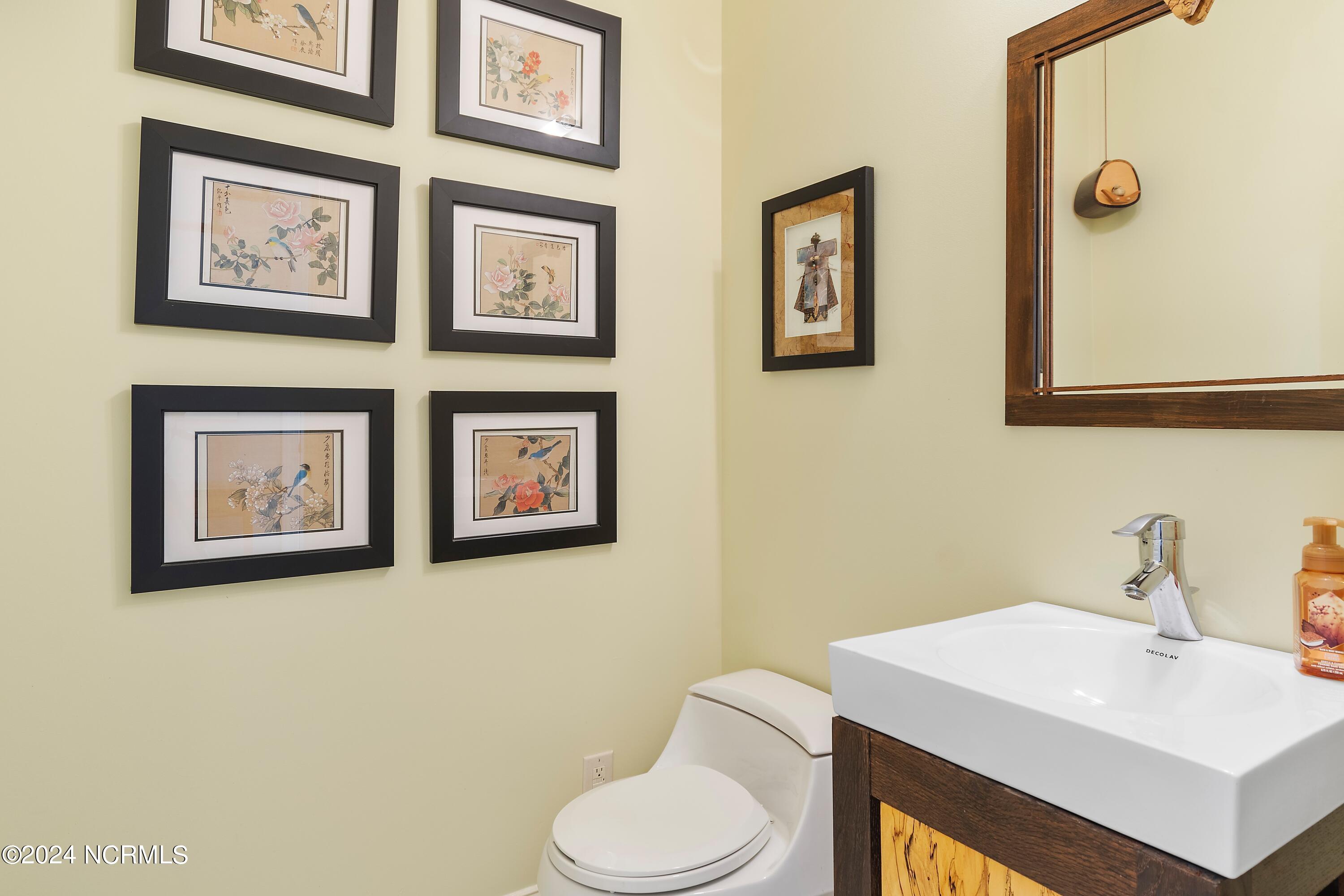 1257 Harbour Gate South SW