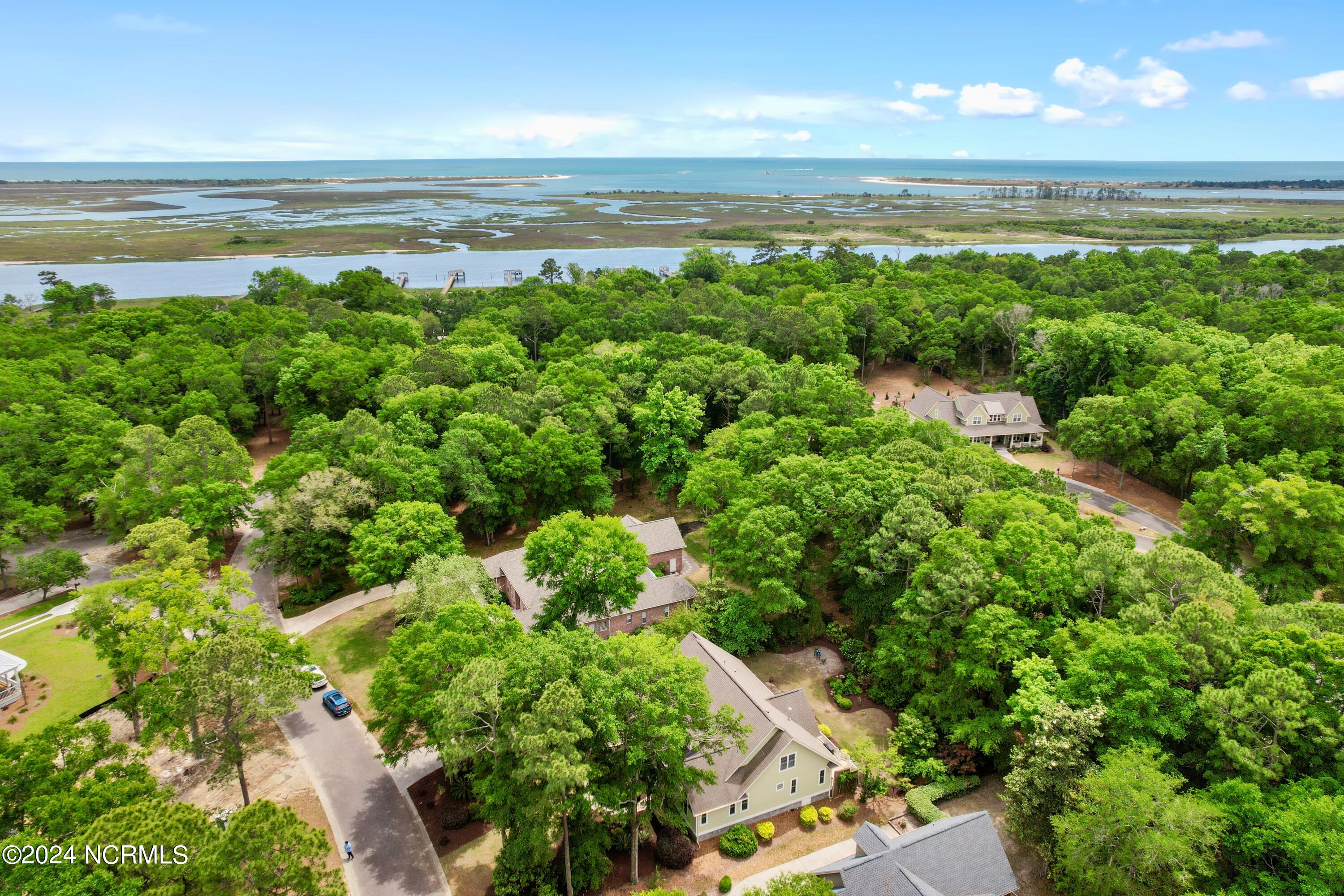 1257 Harbour Gate South SW