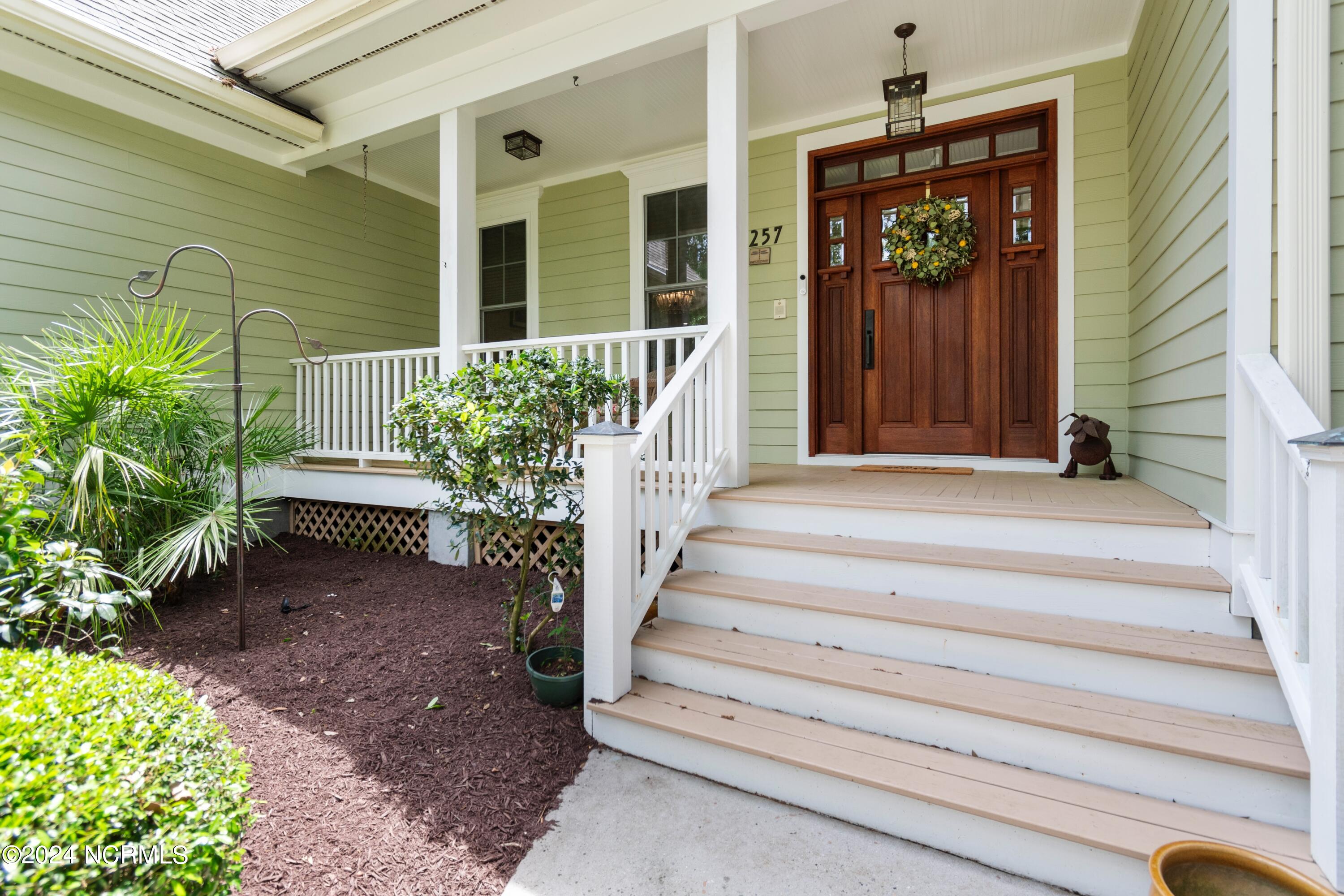 1257 Harbour Gate South SW