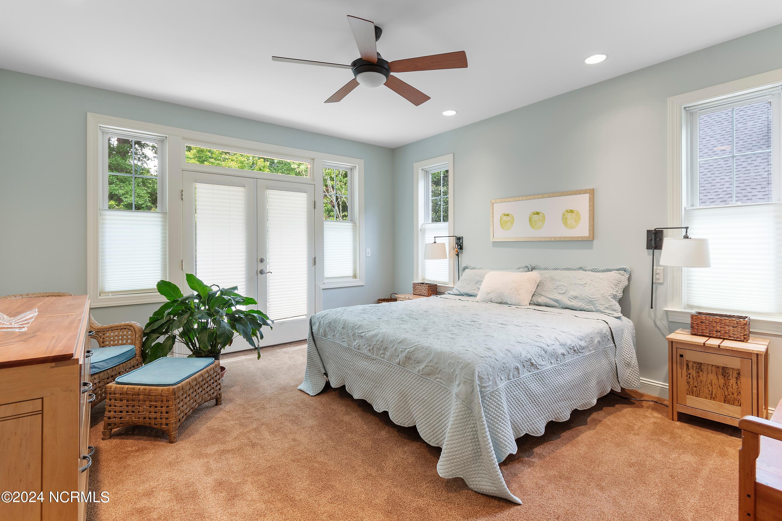 1257 Harbour Gate South SW