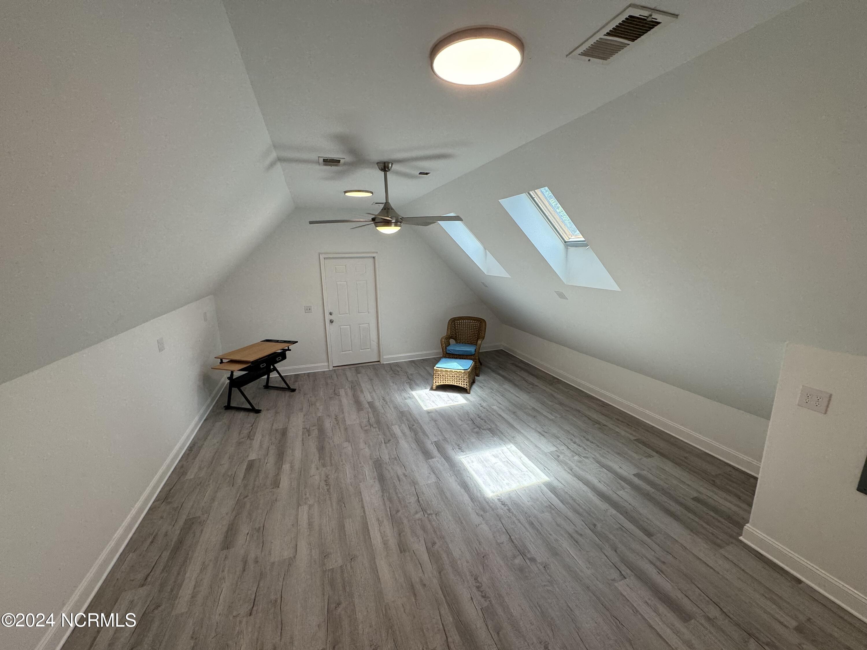 1257 Harbour Gate South SW