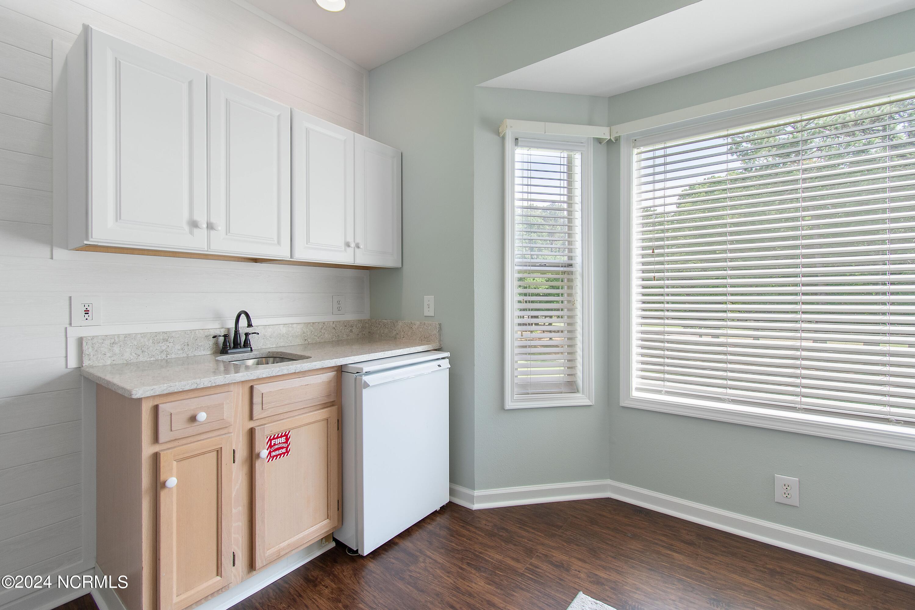 235 Kings Trail # 2105