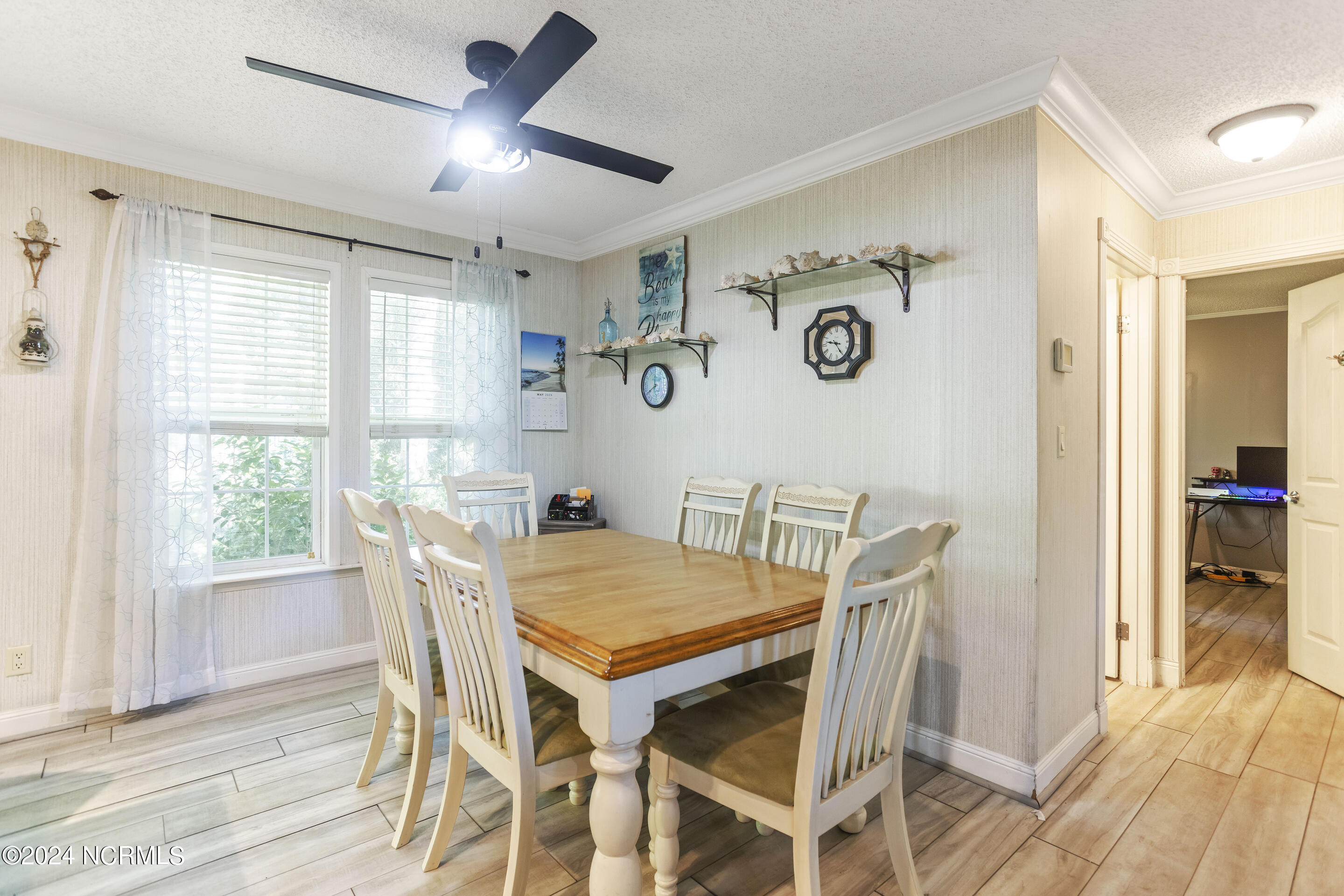 4925 Lakewood Drive SW