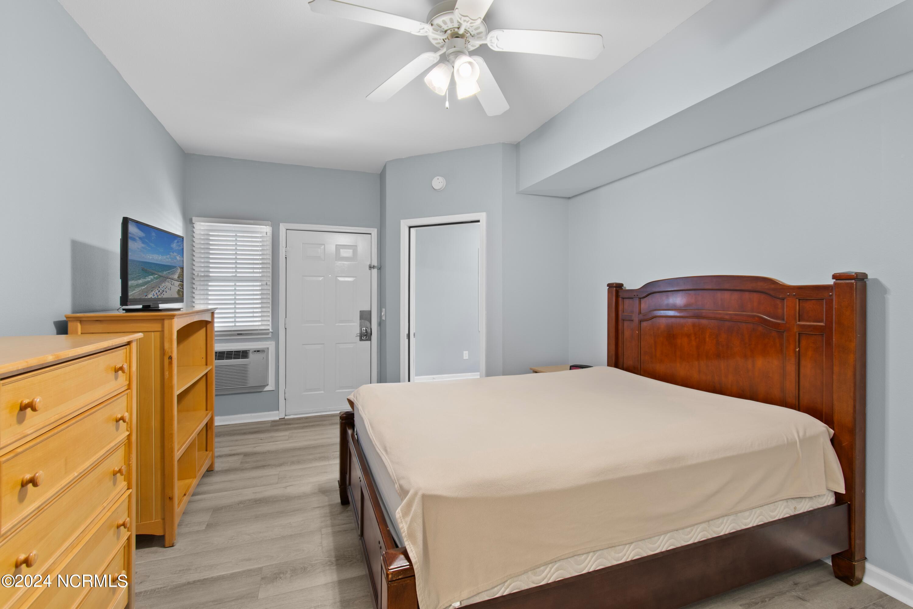 165 Royal Poste Road Unit 2907