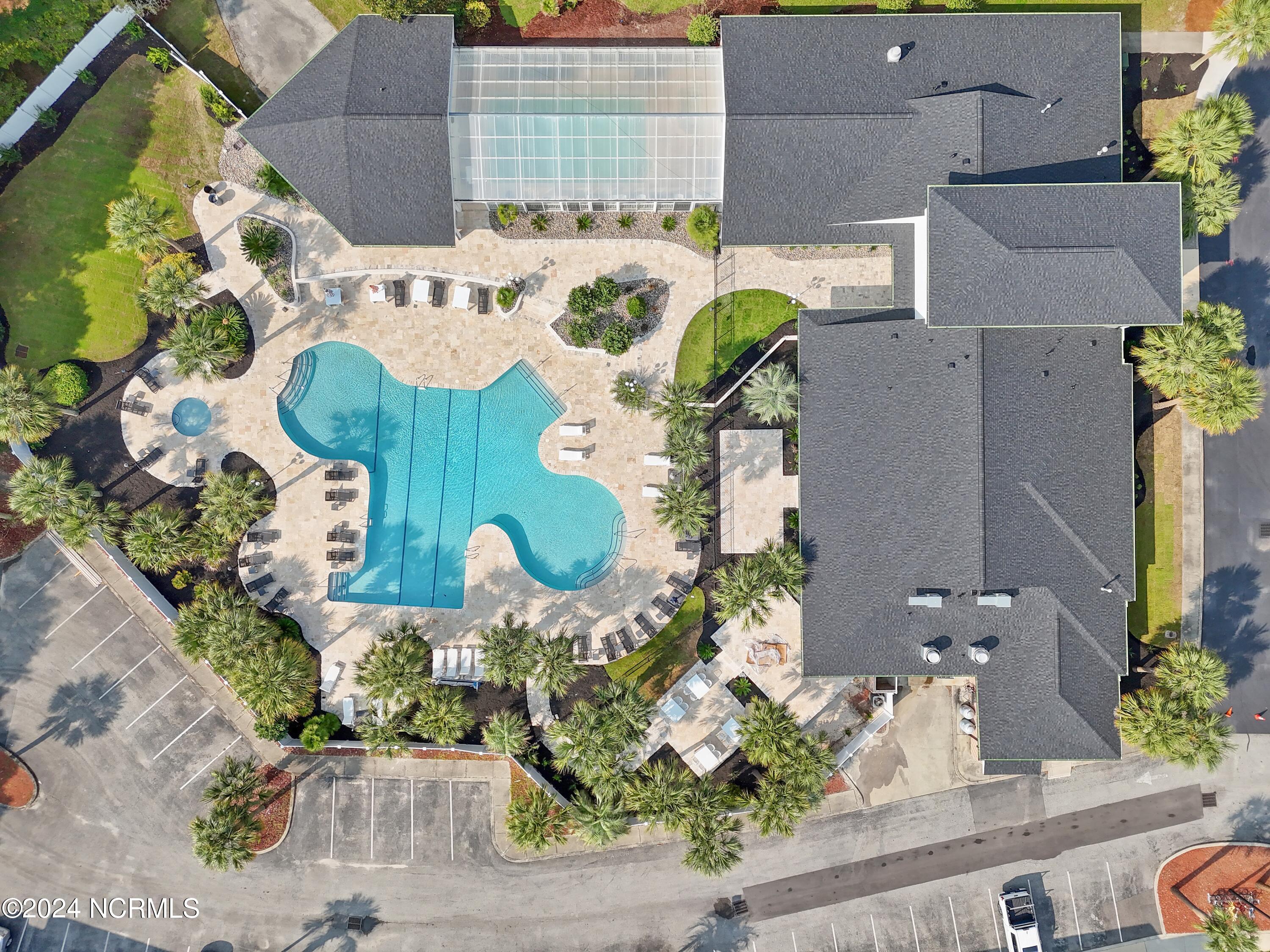 165 Royal Poste Road Unit 2907