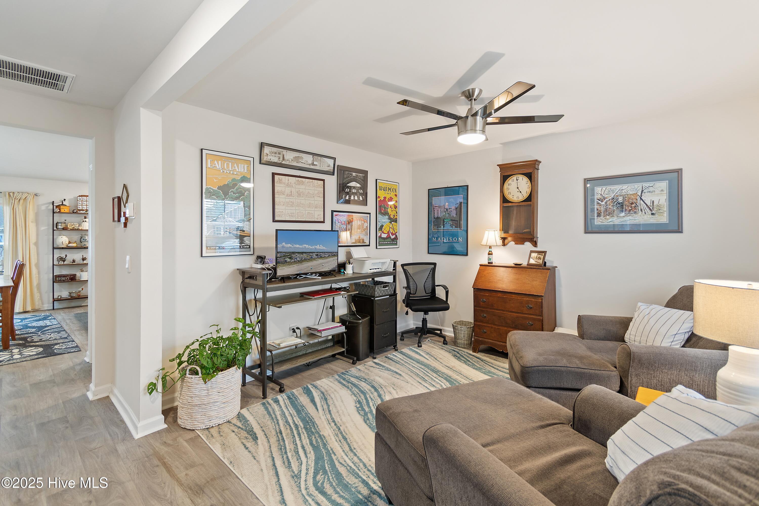 566 Pinecrest Street NW