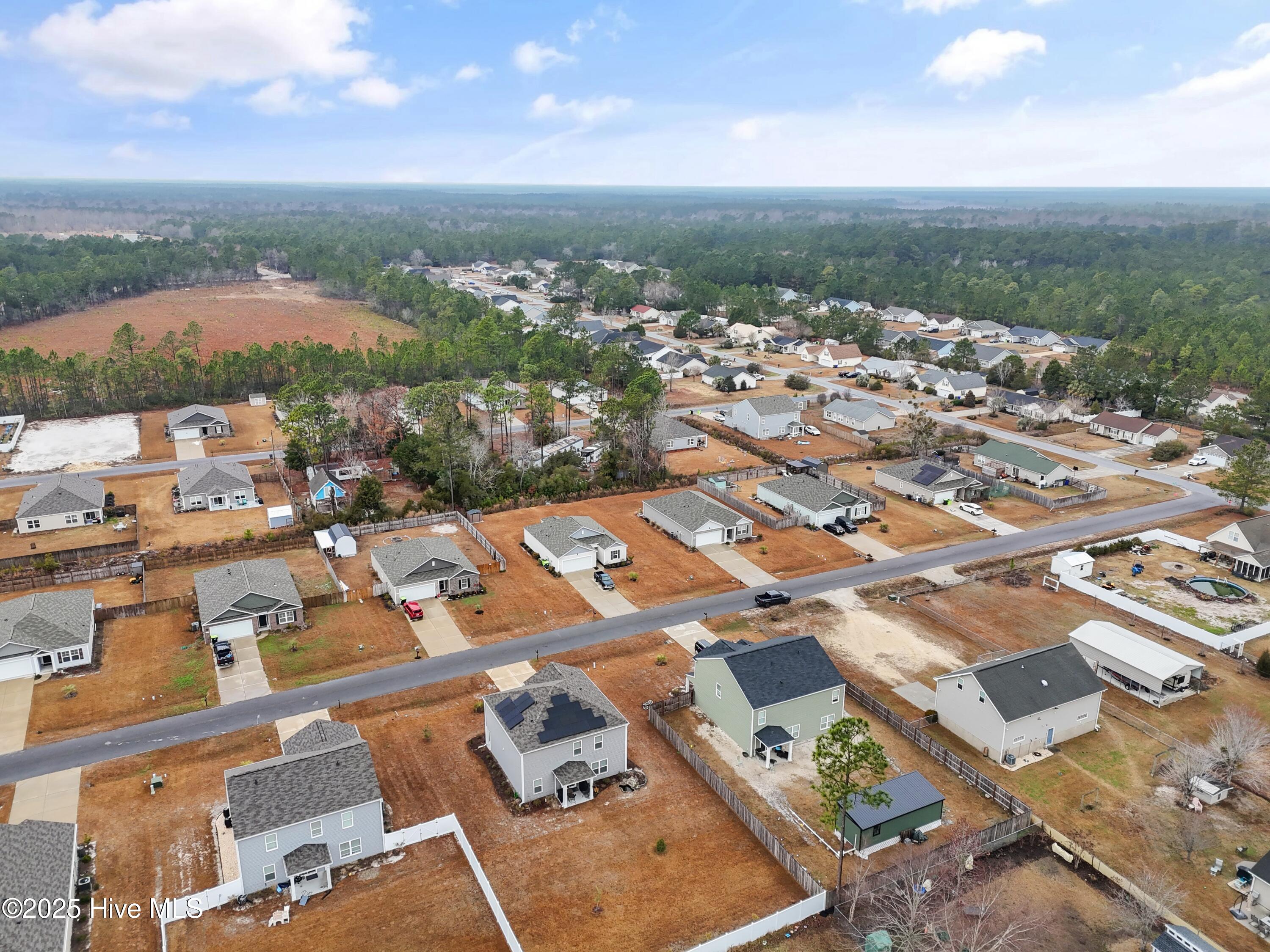 566 Pinecrest Street NW