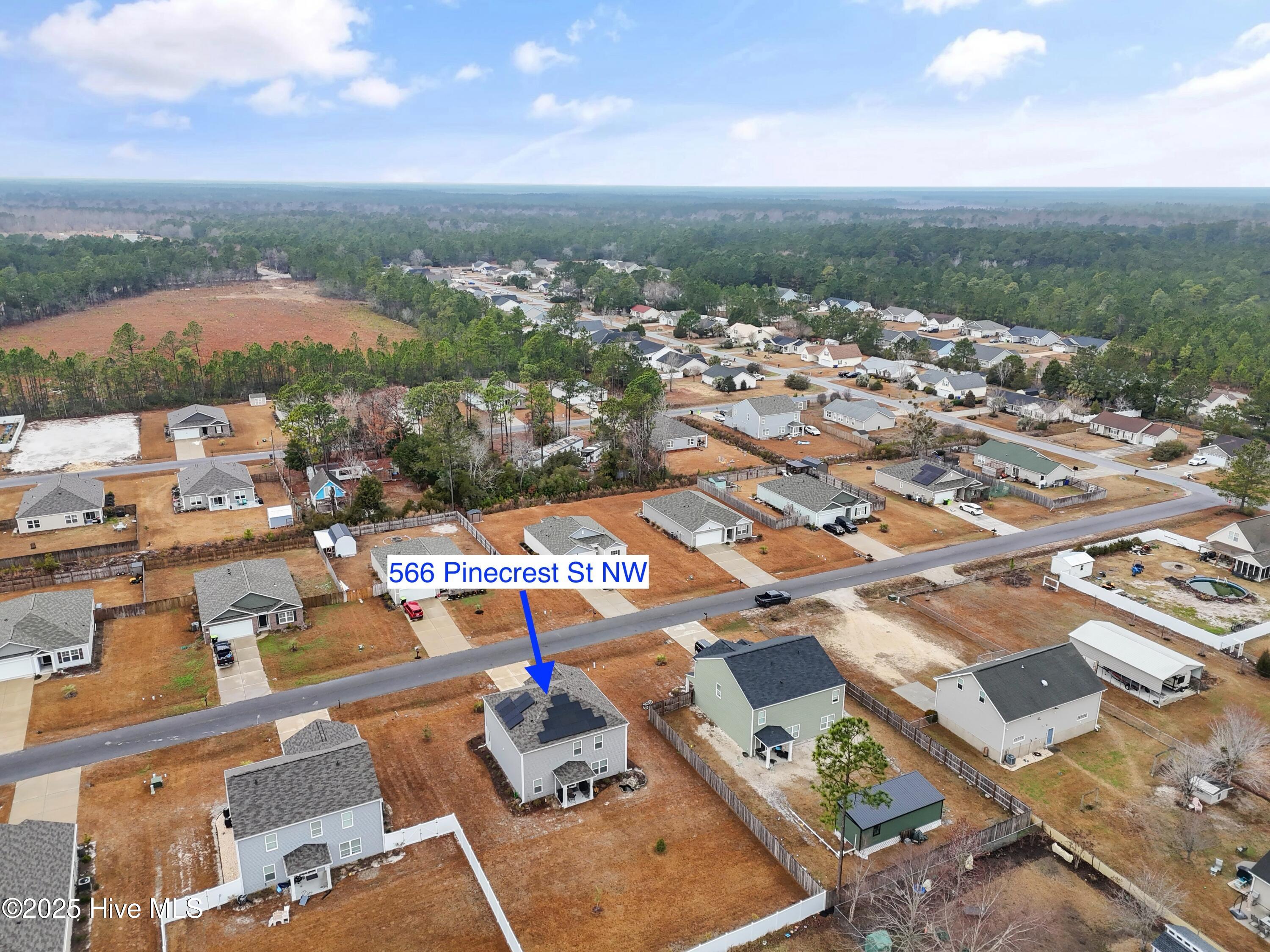 566 Pinecrest Street NW