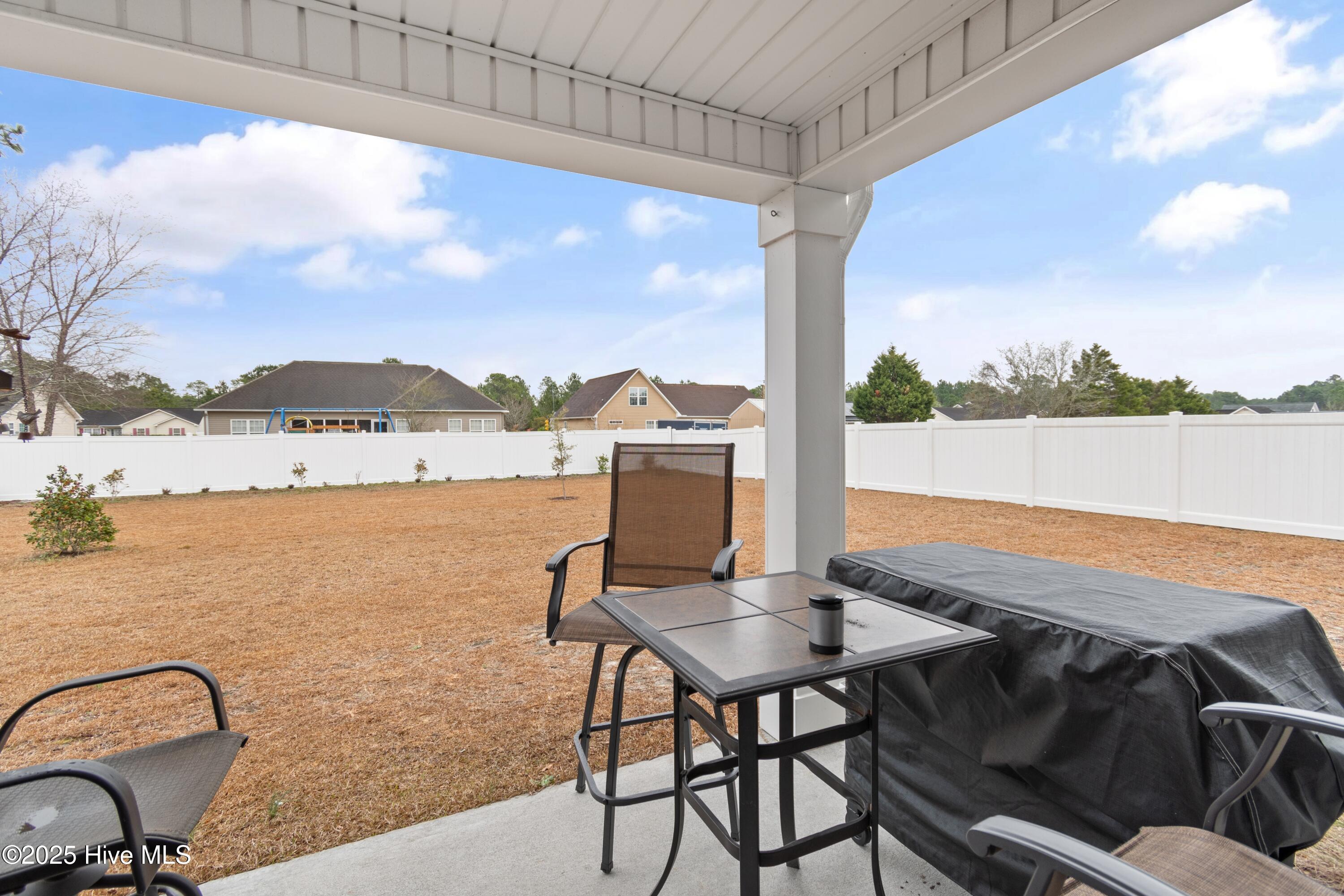 566 Pinecrest Street NW