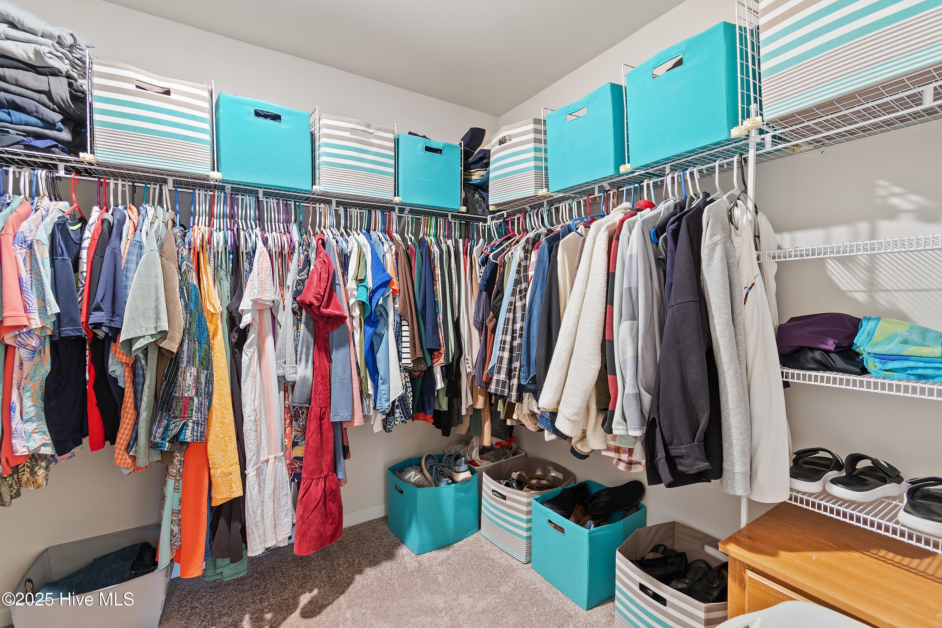 566 Pinecrest Street NW