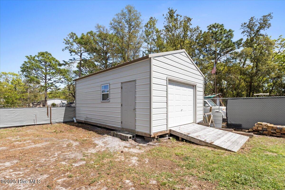1434 Grosbeak Place SW