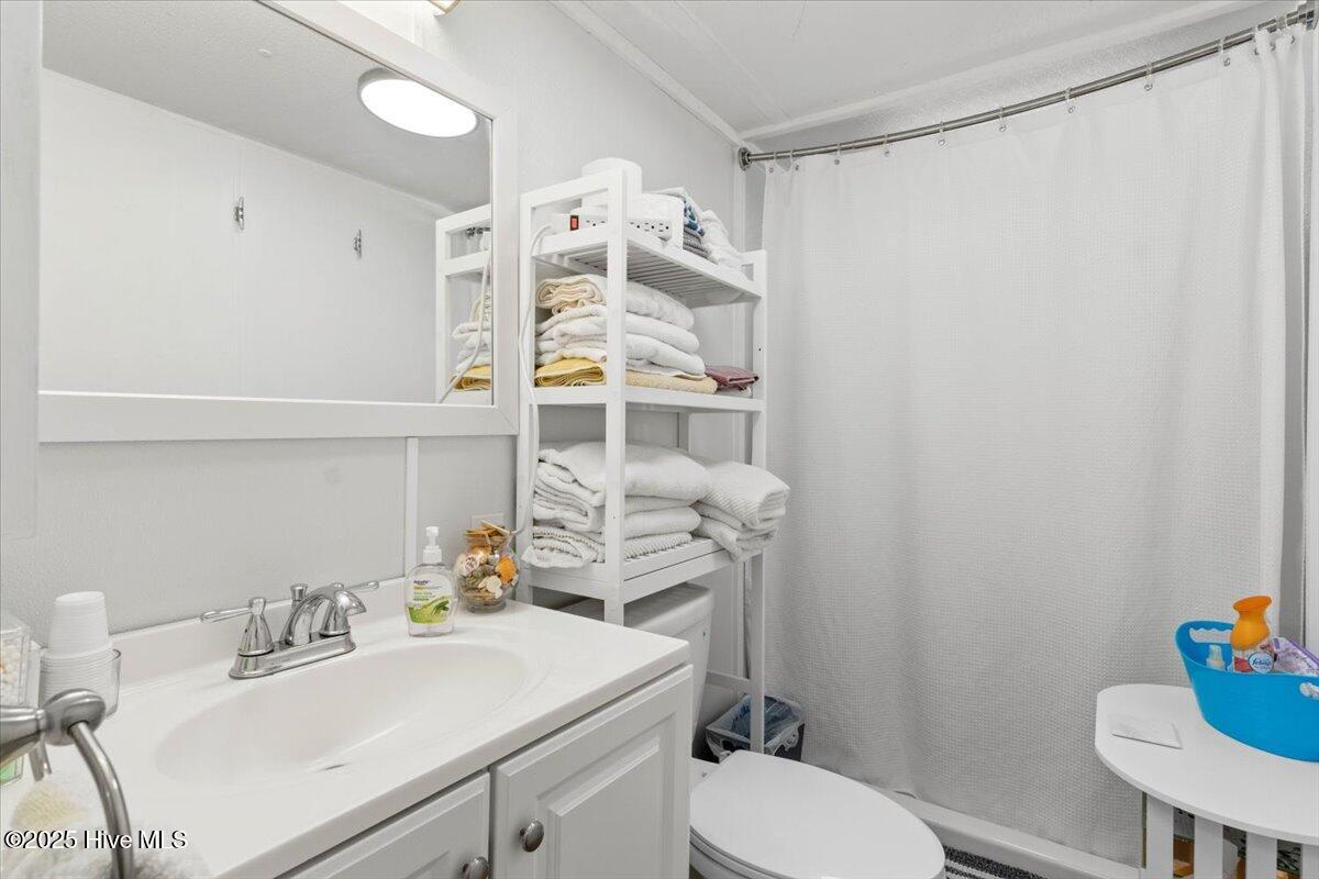 1434 Grosbeak Place SW