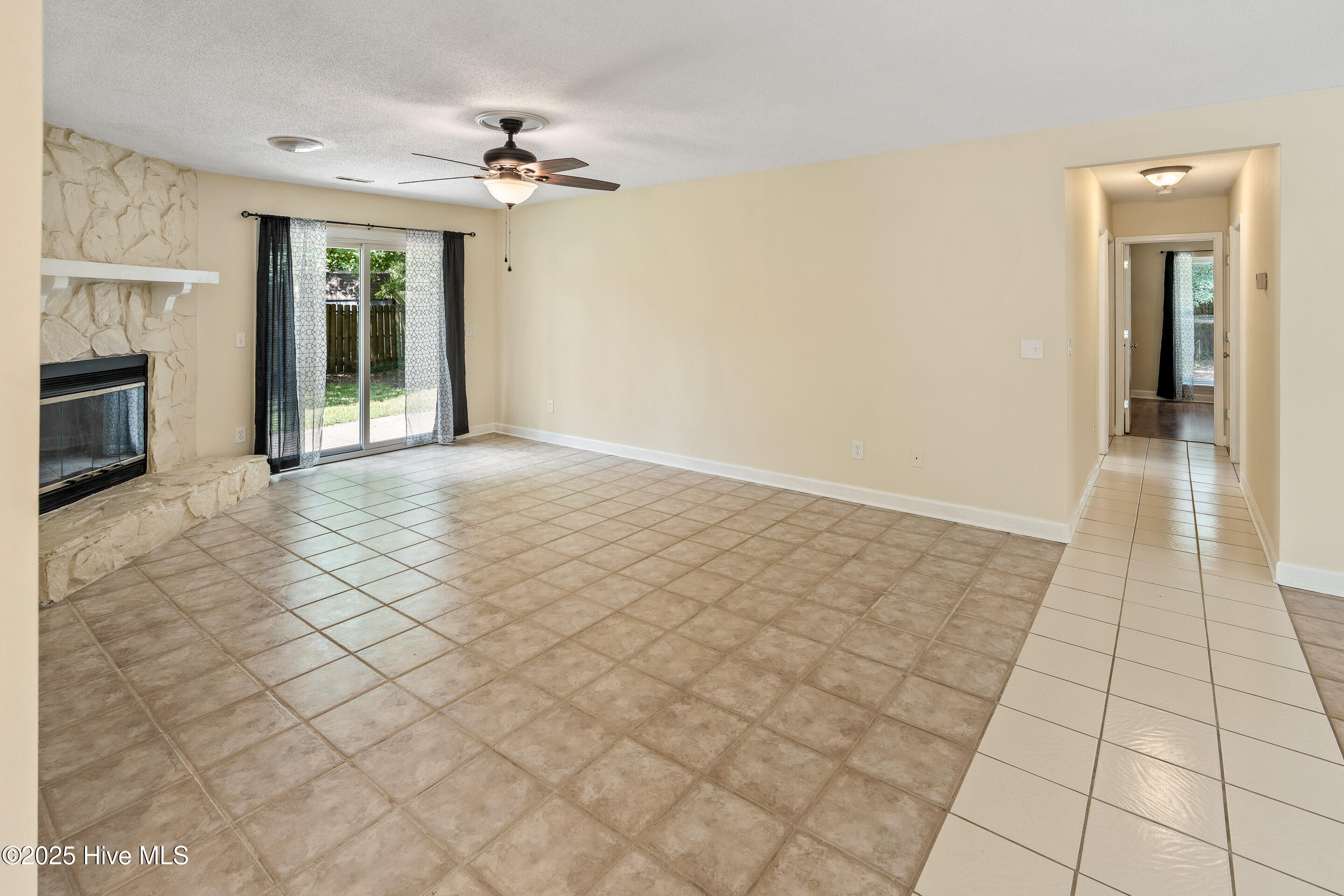 5425 Golden Eagle Court