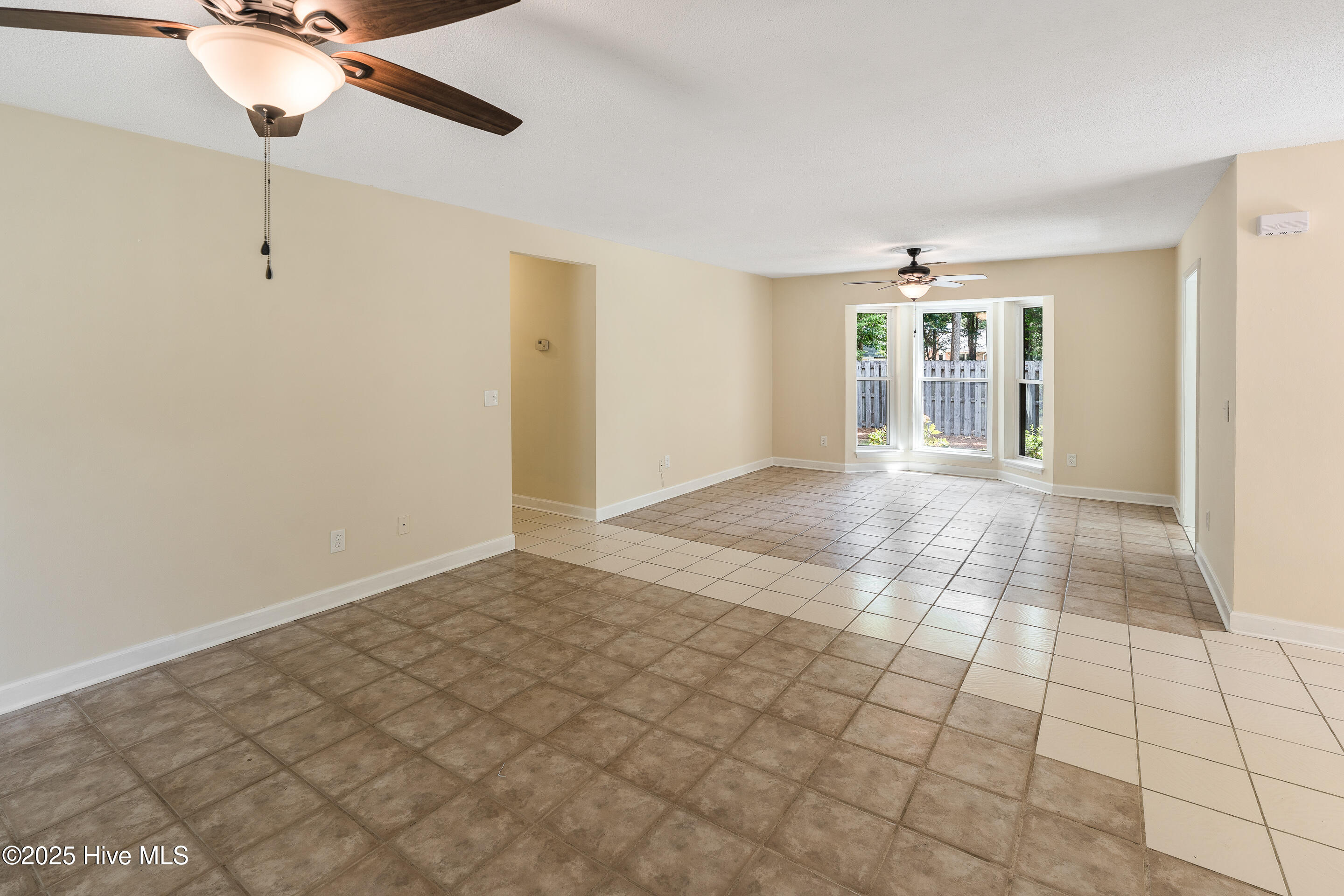 5425 Golden Eagle Court