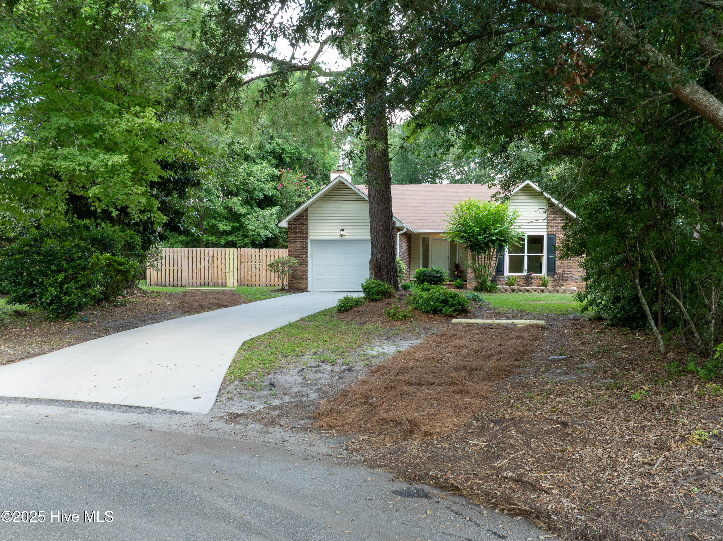 5425 Golden Eagle Court