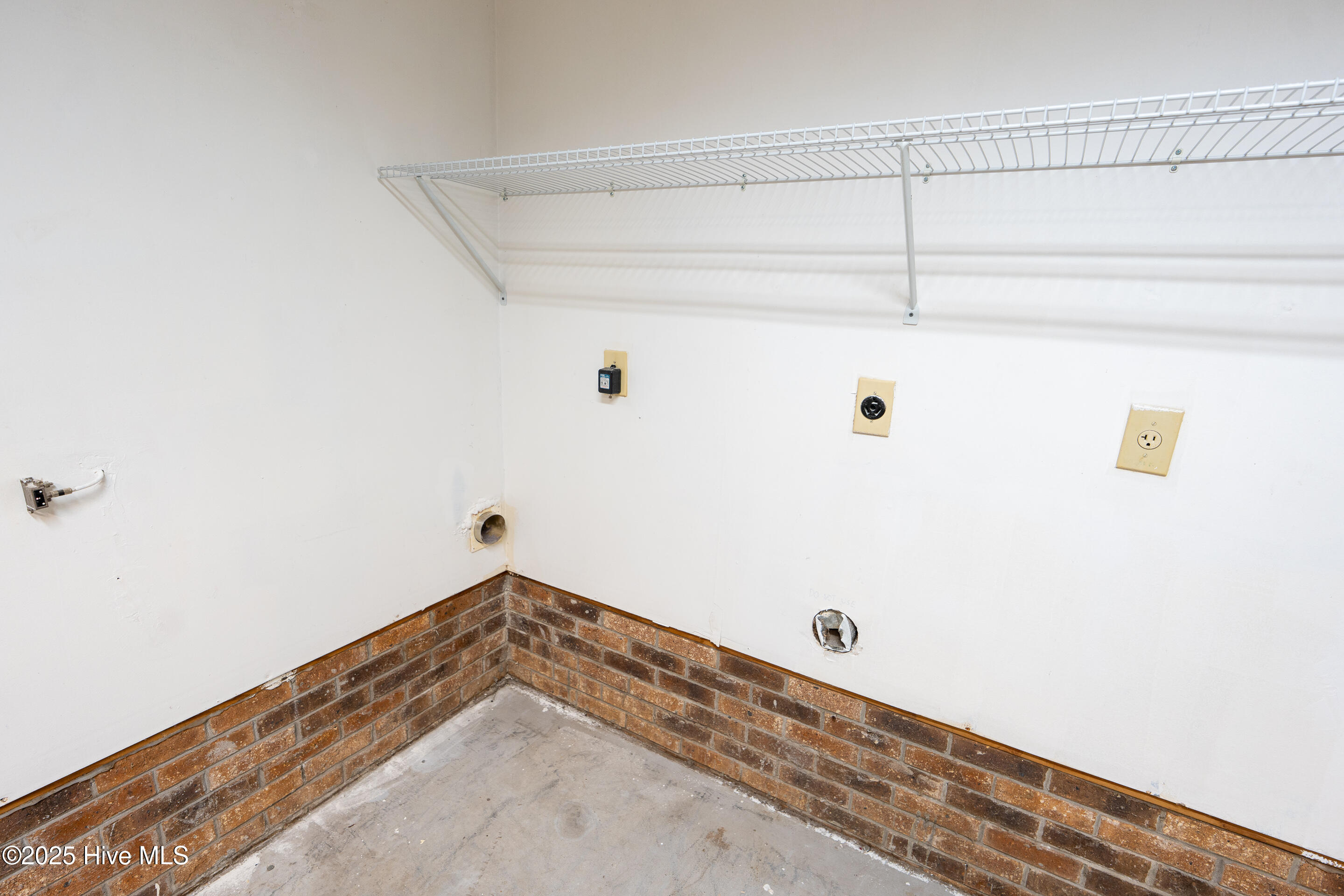 5425 Golden Eagle Court